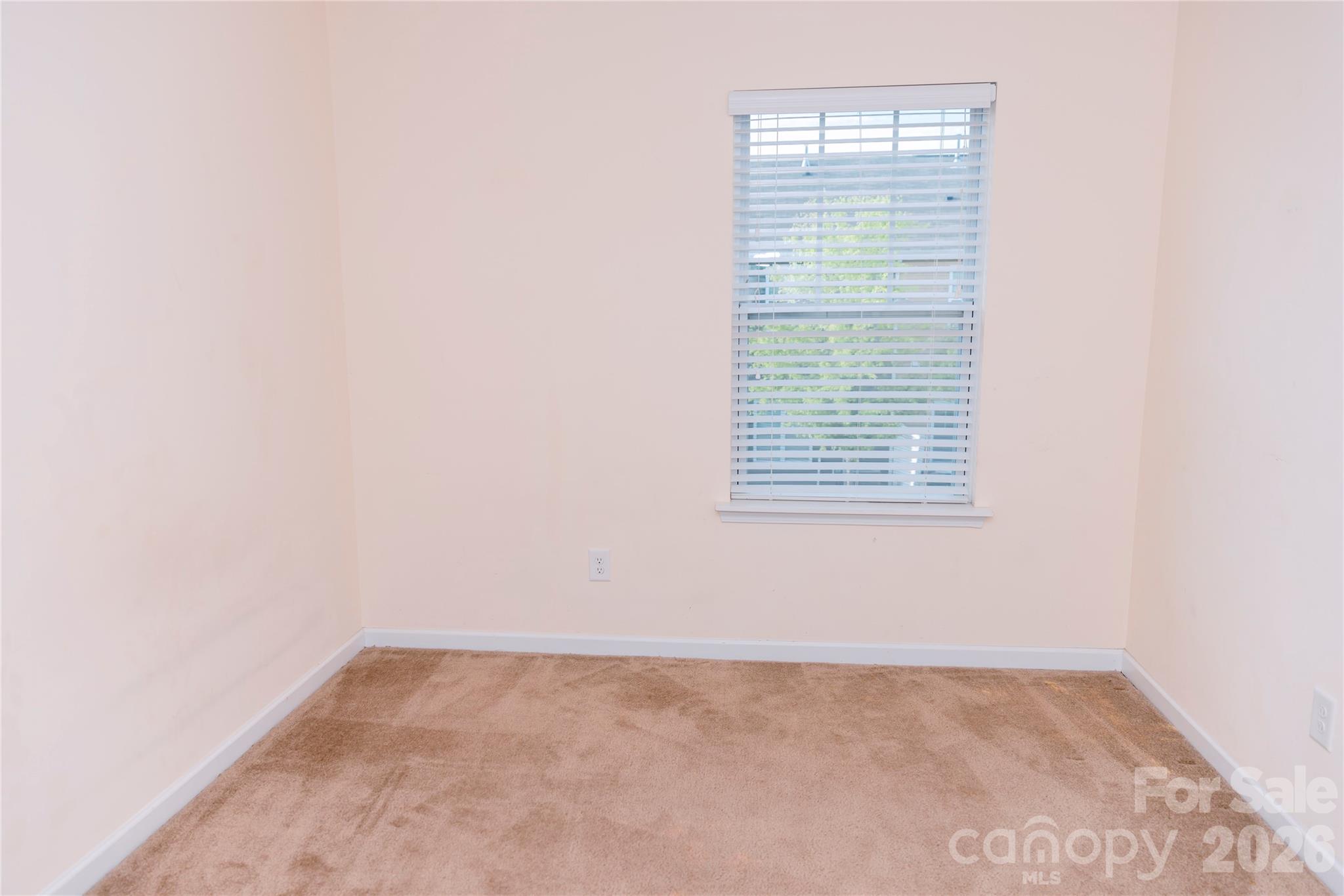 10443 Benfield Road Property Photo 3