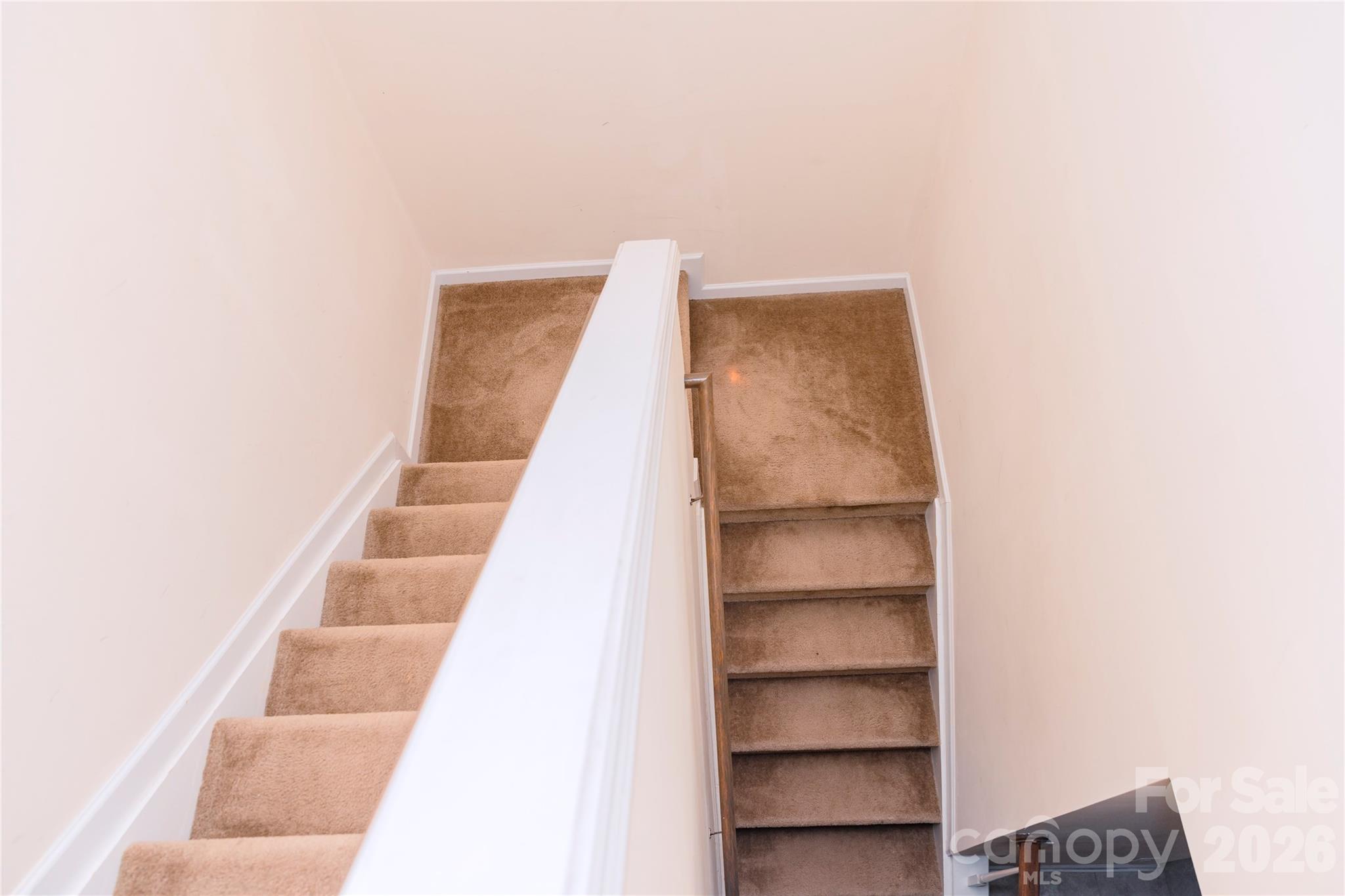 10443 Benfield Road Property Photo 8