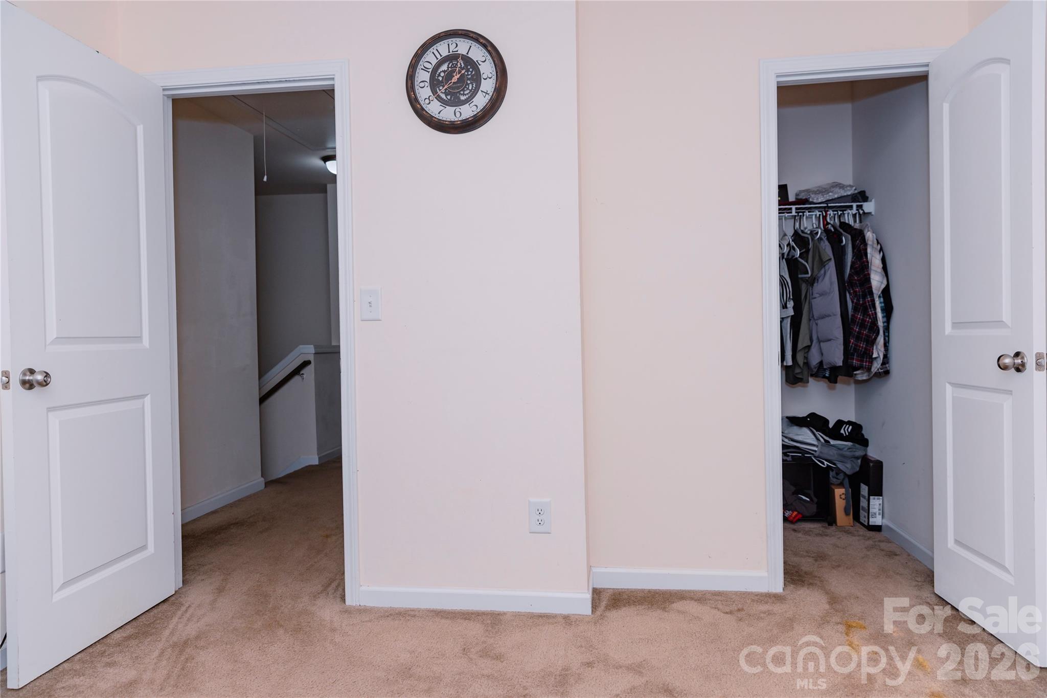 10443 Benfield Road Property Photo 14