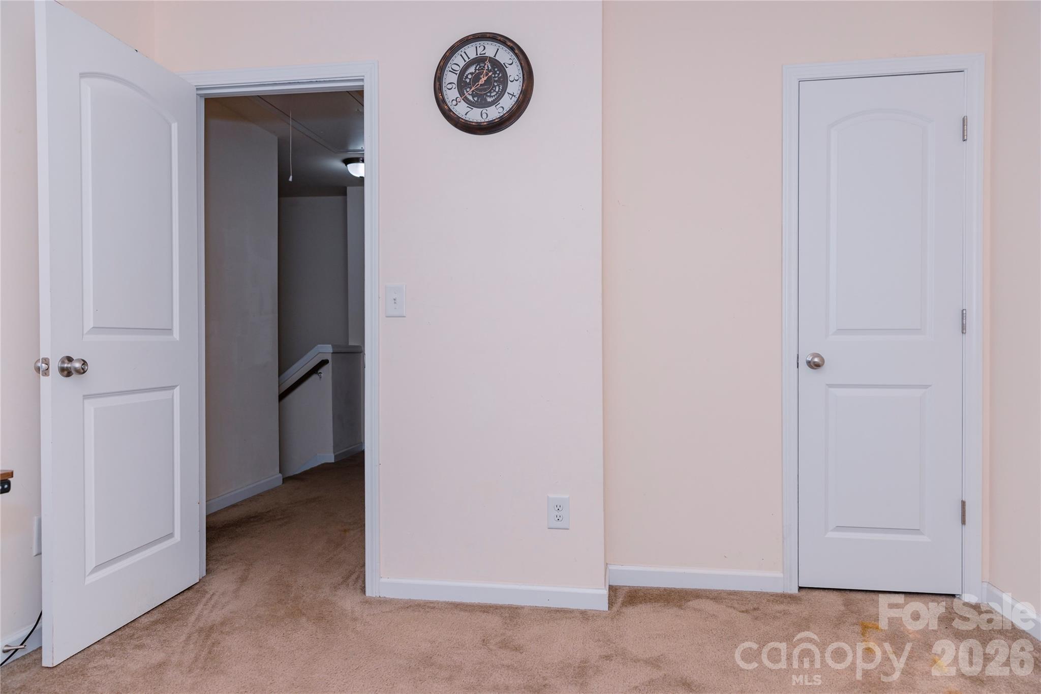 10443 Benfield Road Property Photo 15