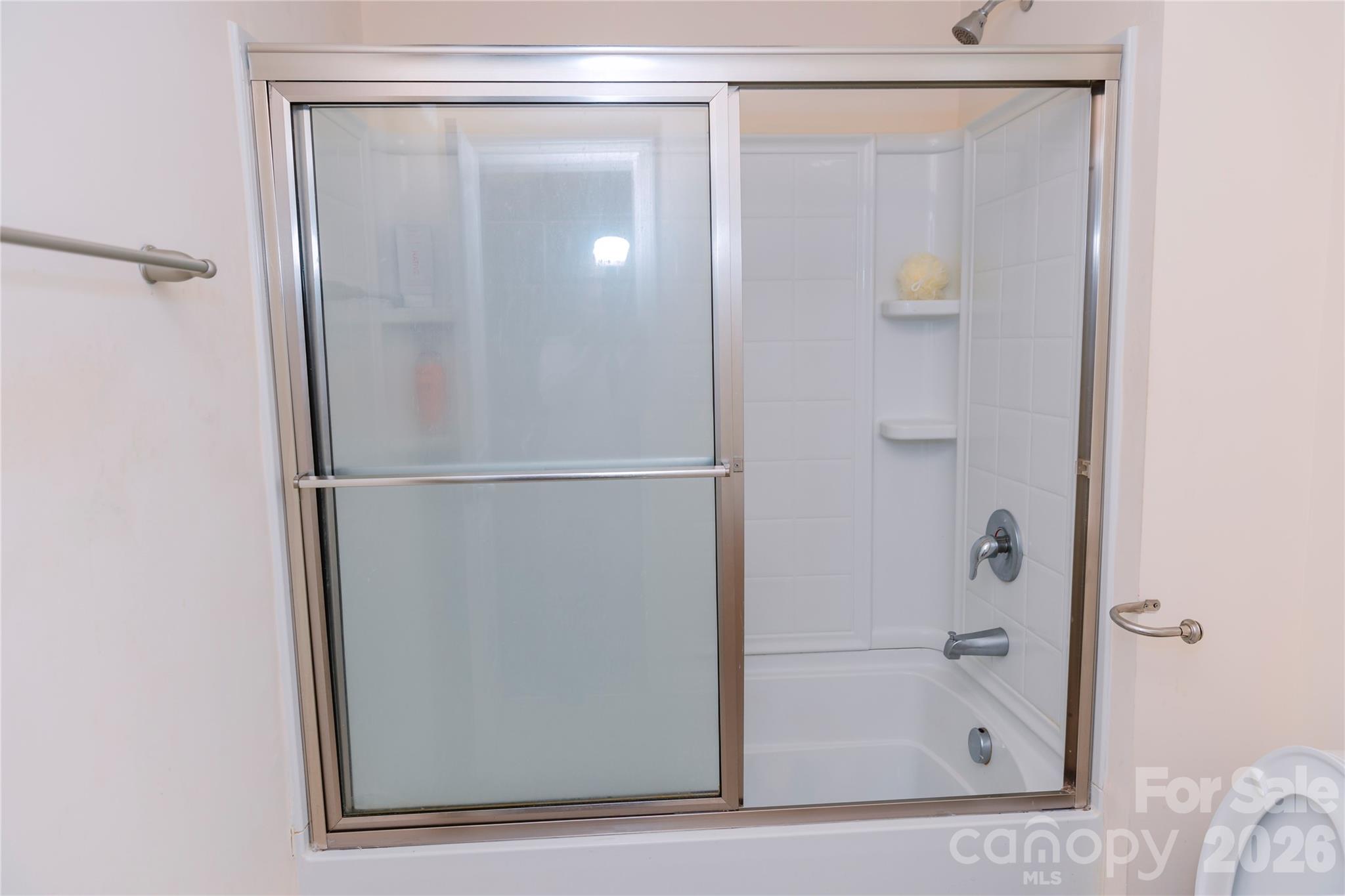 10443 Benfield Road Property Photo 20