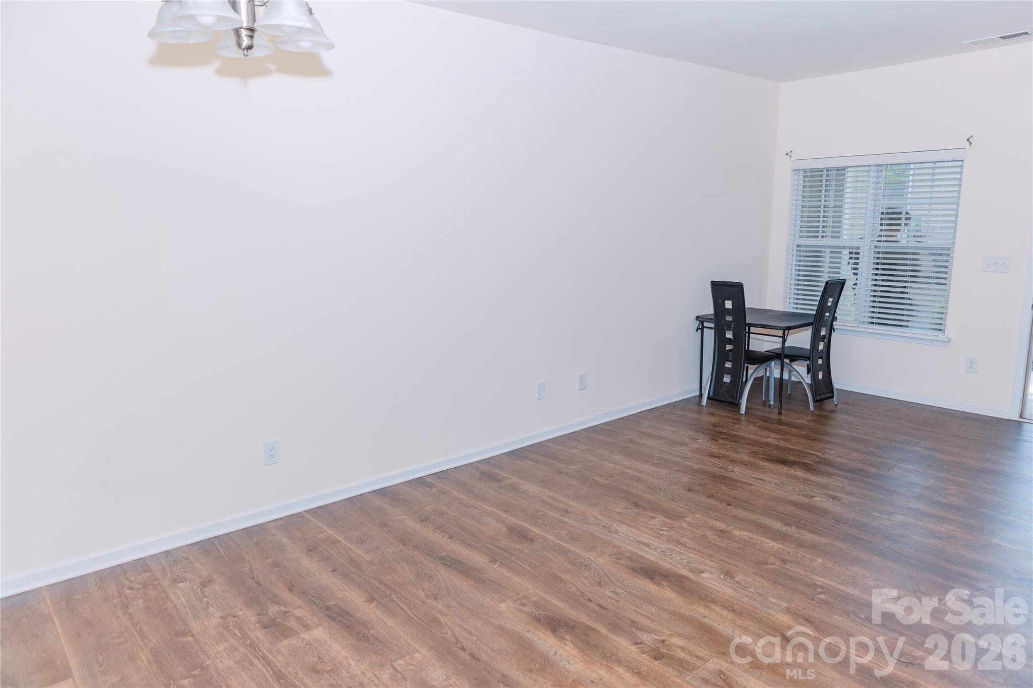 10443 Benfield Road Property Photo 30