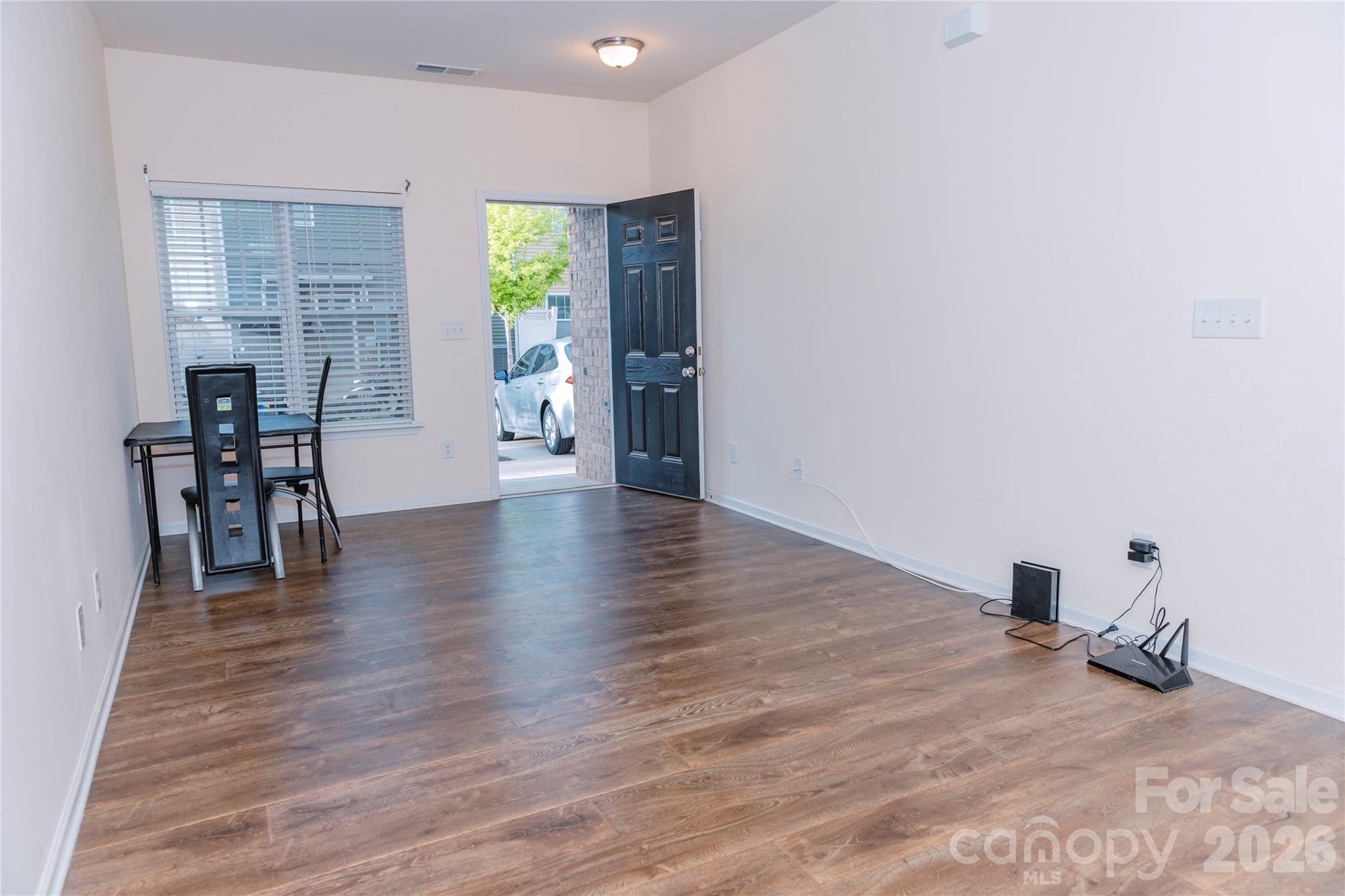10443 Benfield Road Property Photo 32
