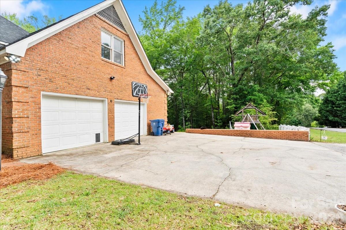209 Fairway Road Property Photo 33