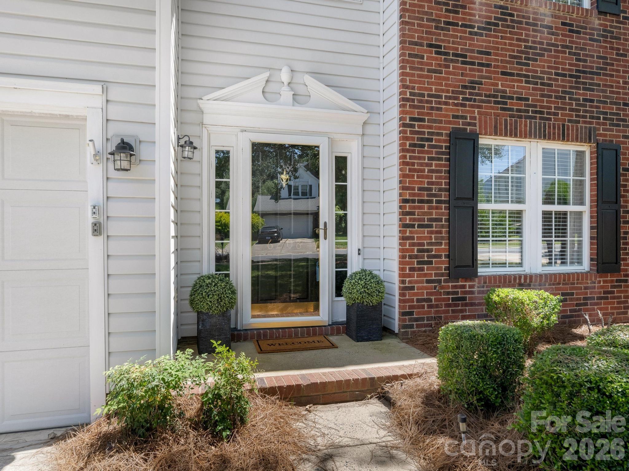 6208 Harburn Forest Drive Property Photo 2
