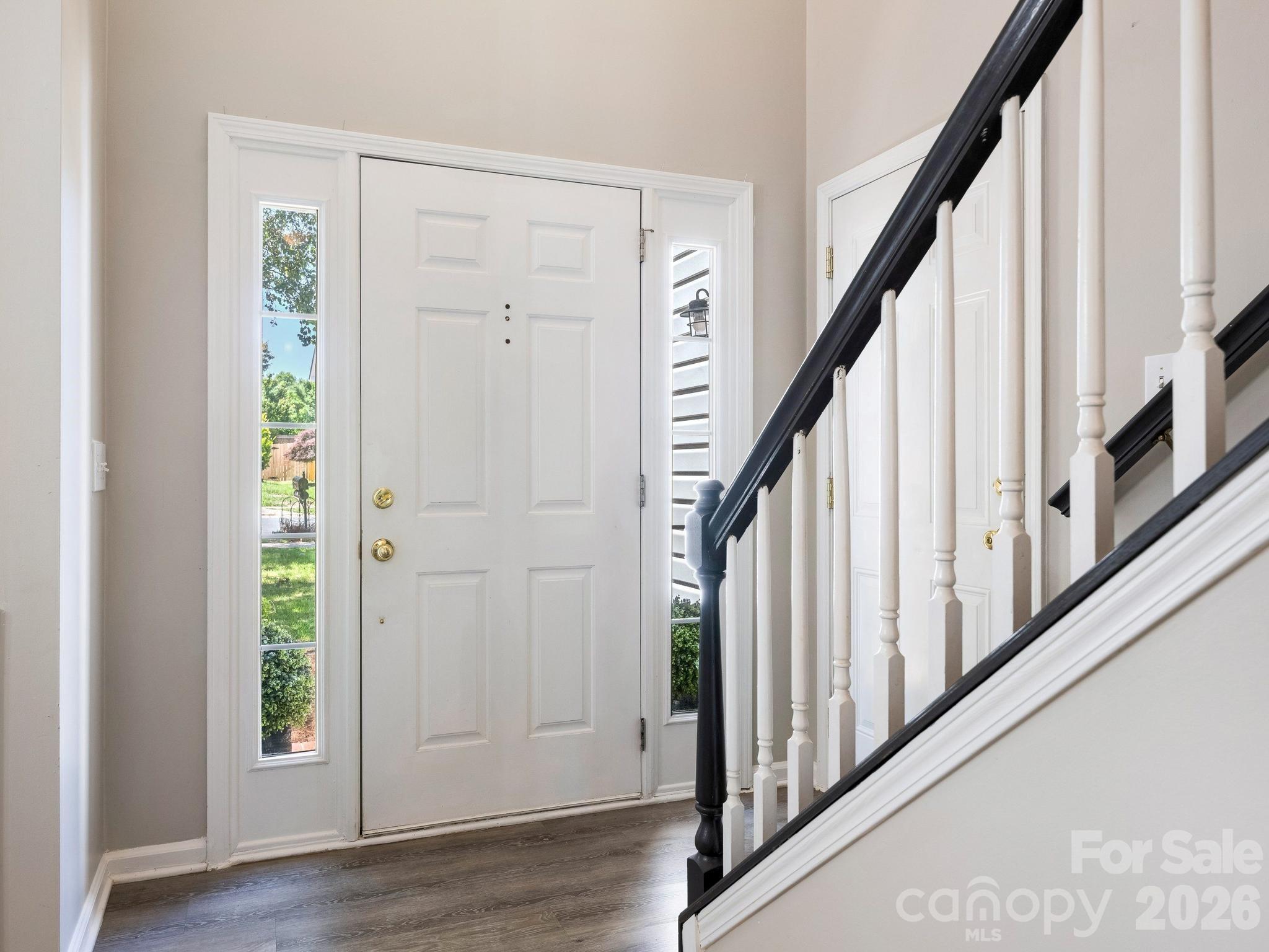 6208 Harburn Forest Drive Property Photo 3