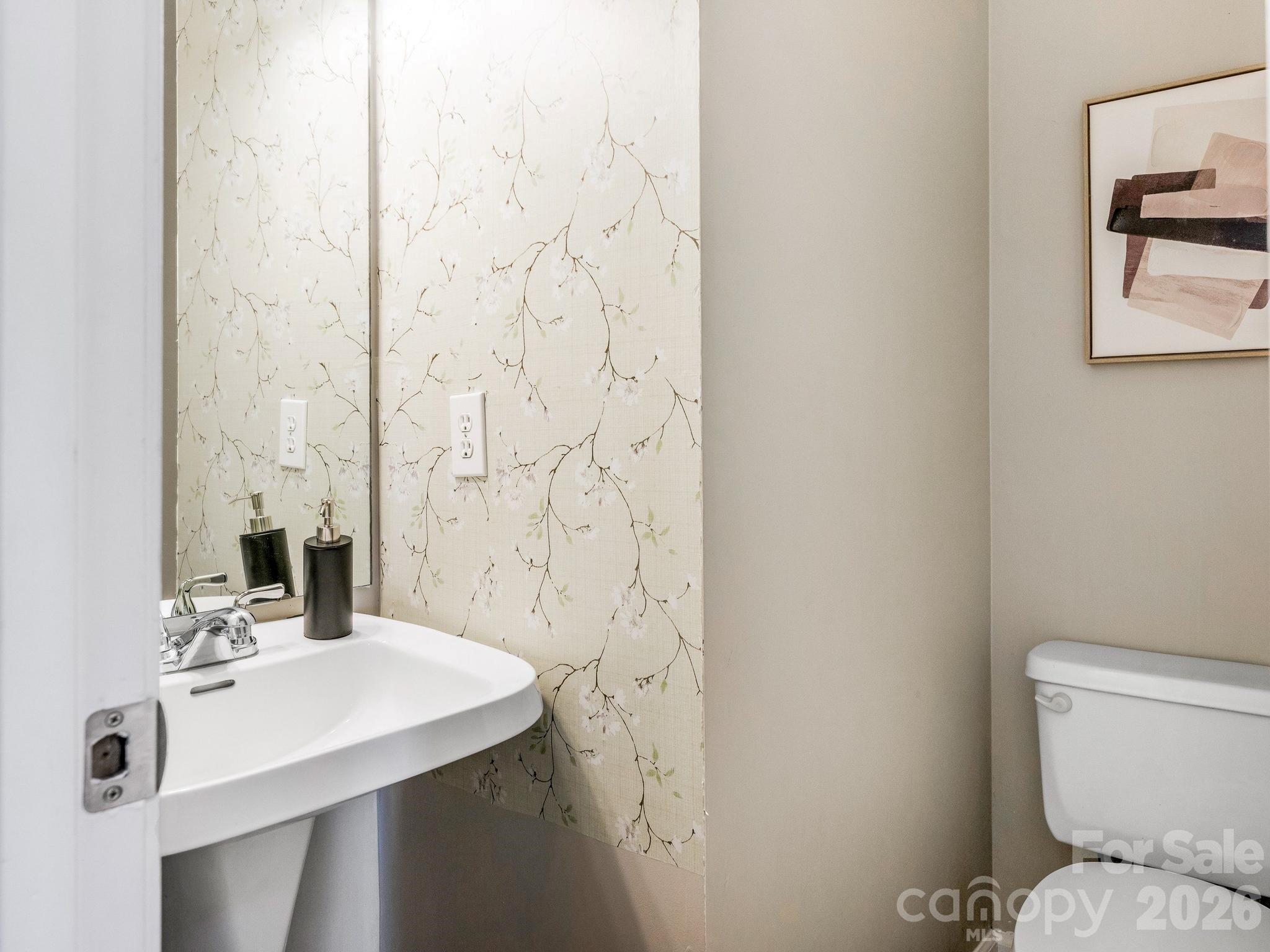 6208 Harburn Forest Drive Property Photo 5