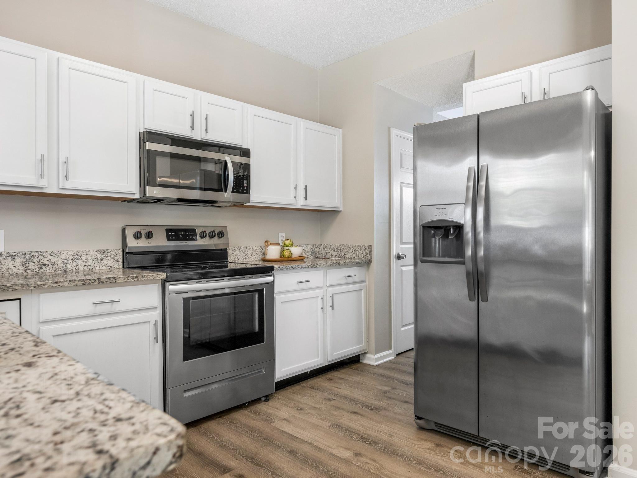6208 Harburn Forest Drive Property Photo 11