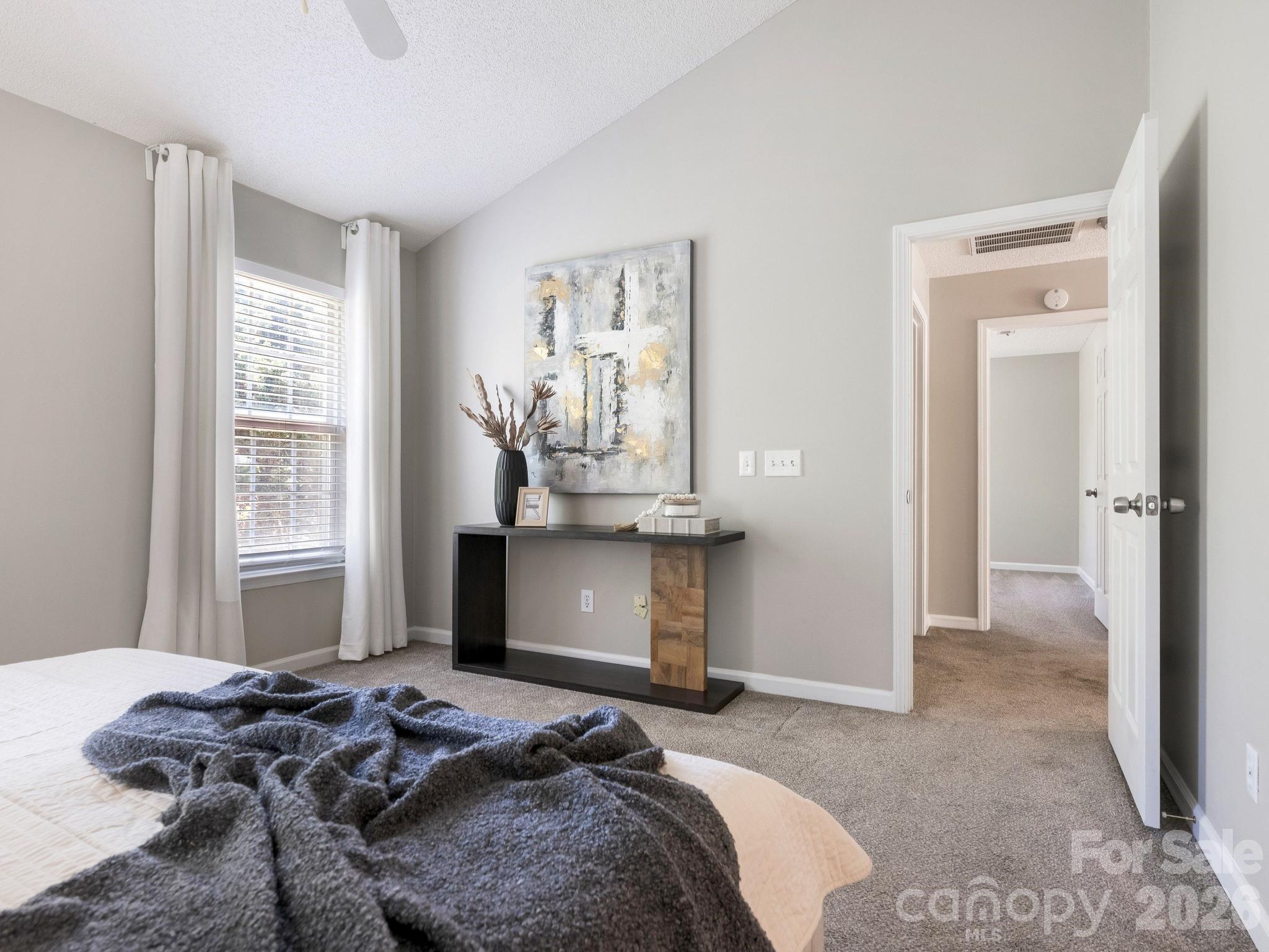 6208 Harburn Forest Drive Property Photo 13