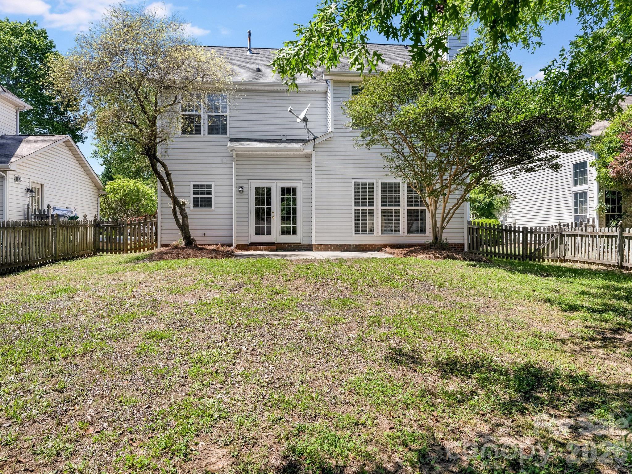6208 Harburn Forest Drive Property Photo 21