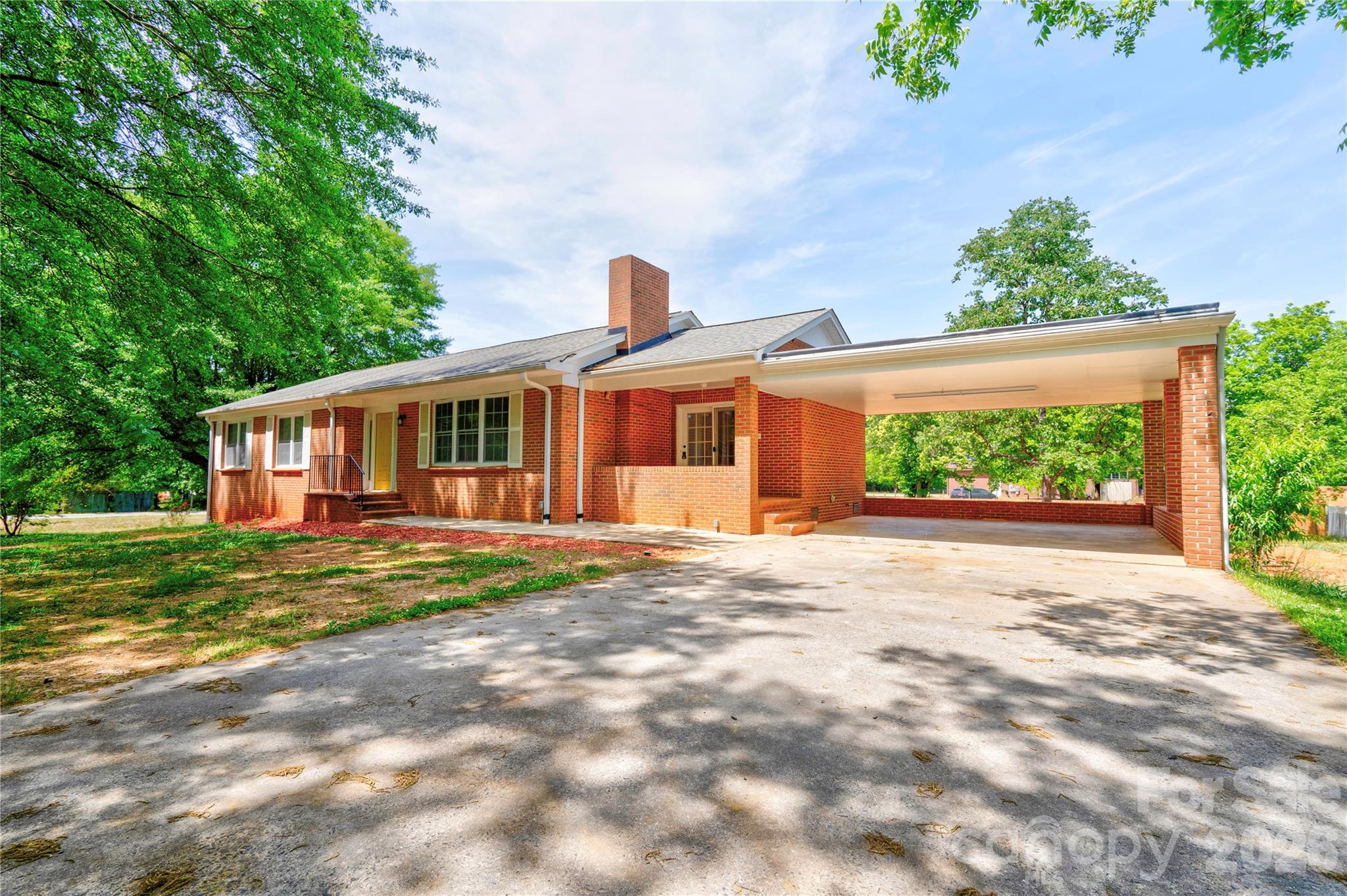 2903 Forbes Road Property Photo 1