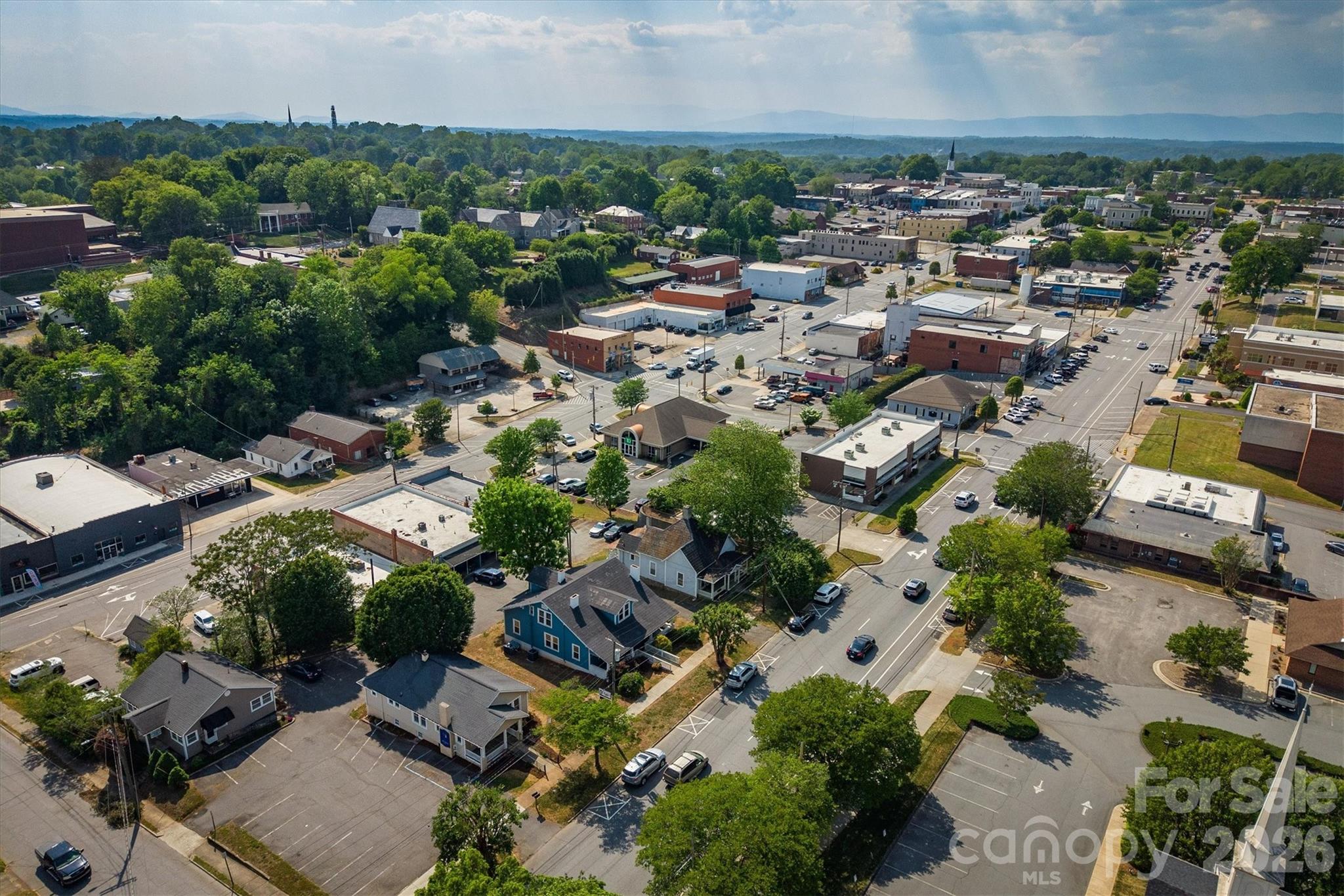 408 S Green Street Property Photo 16