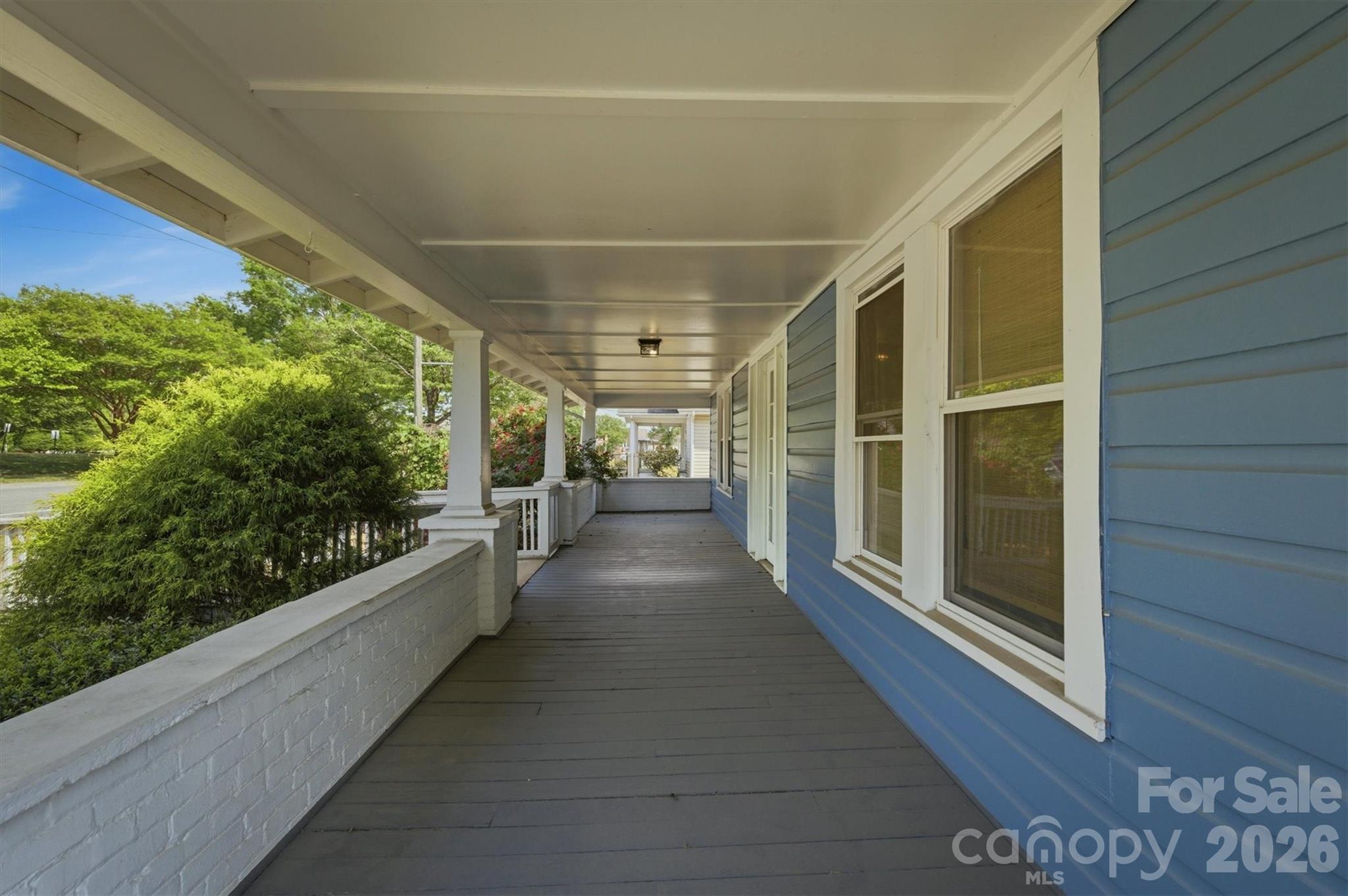 408 S Green Street Property Photo 17