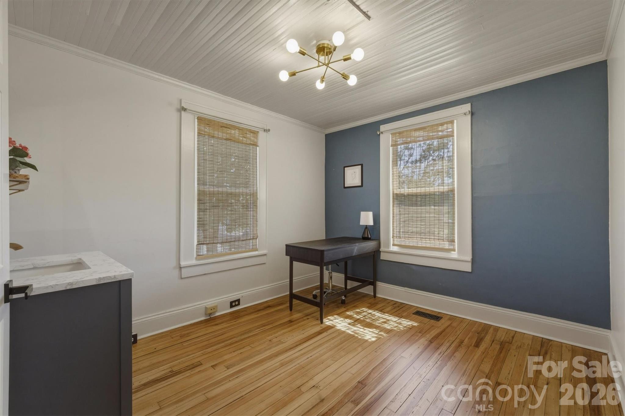 408 S Green Street Property Photo 29