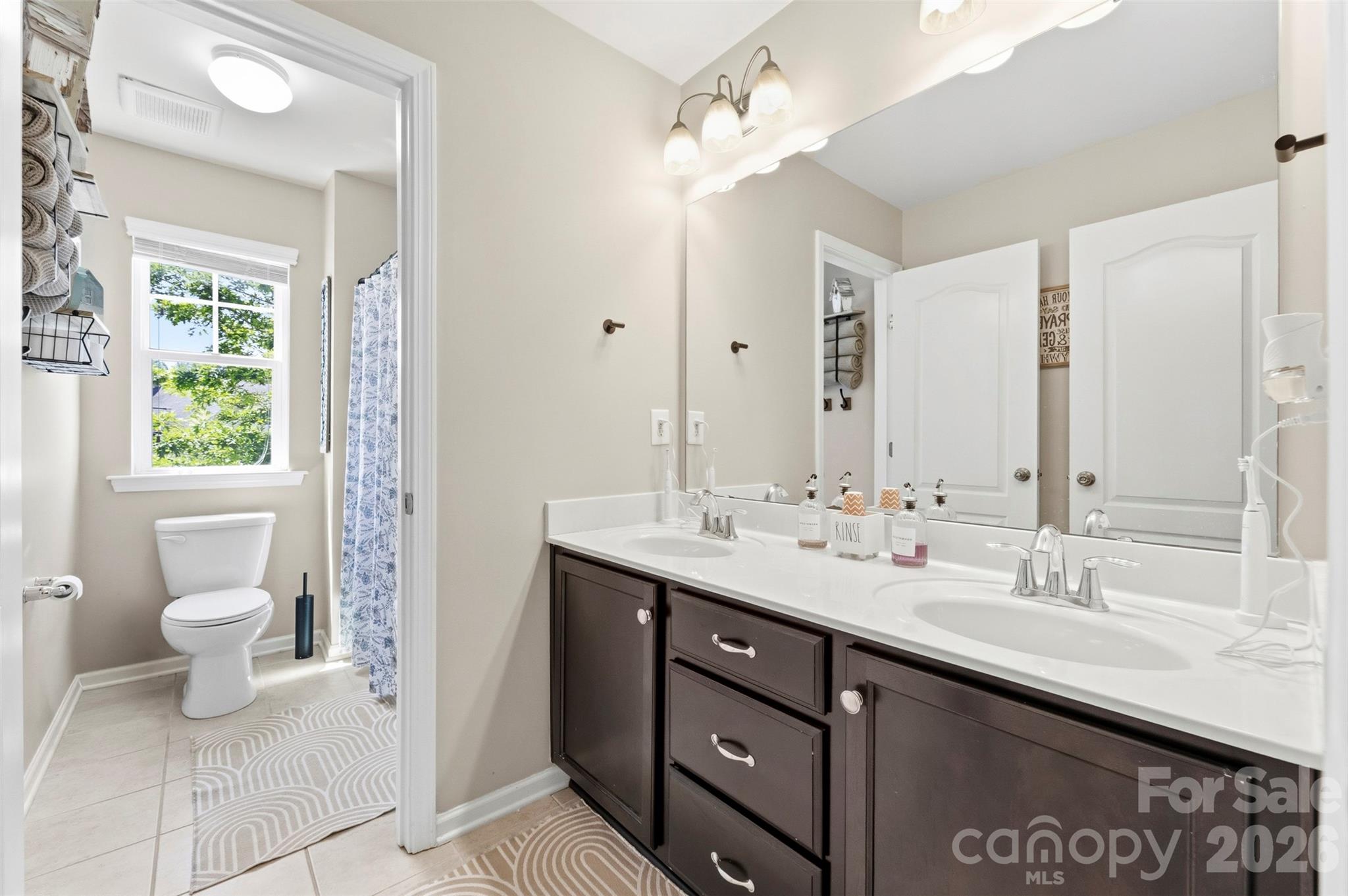 2028 Brightflower Lane Property Photo 20
