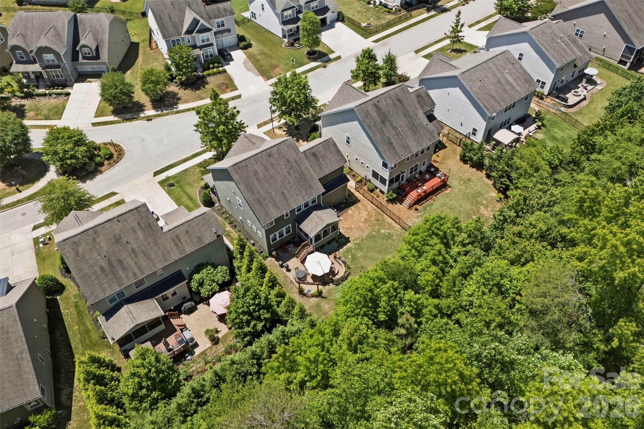 2028 Brightflower Lane Property Photo 41