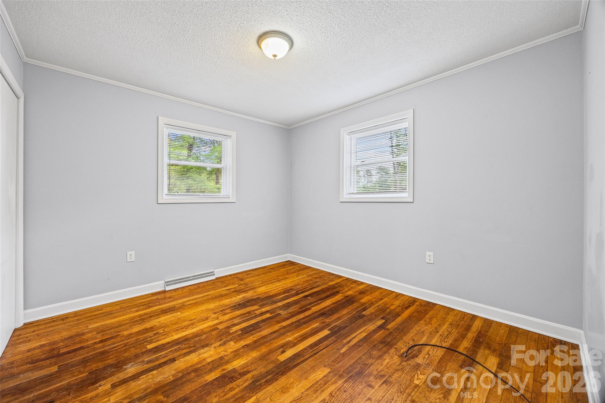 2380 Dixon Road Property Photo 18