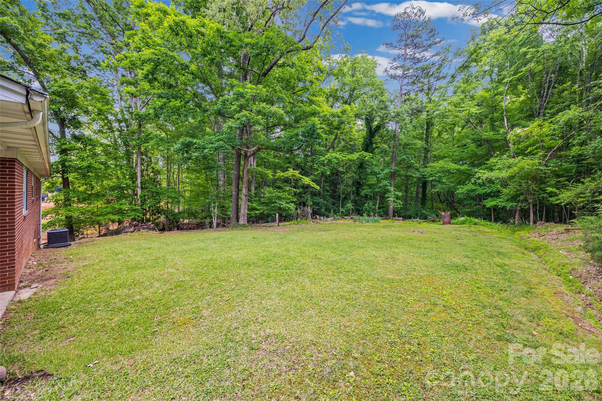 2380 Dixon Road Property Photo 23