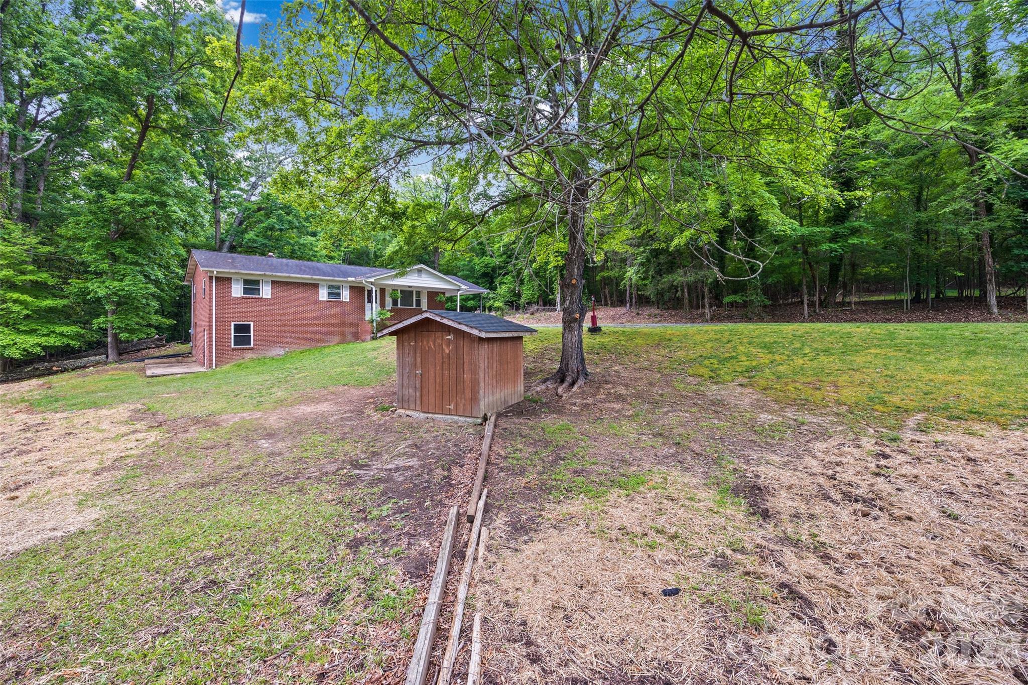 2380 Dixon Road Property Photo 26