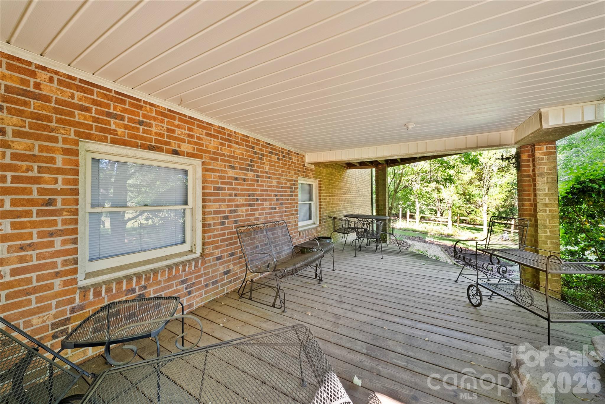 27211 Hedge Road Property Photo 24