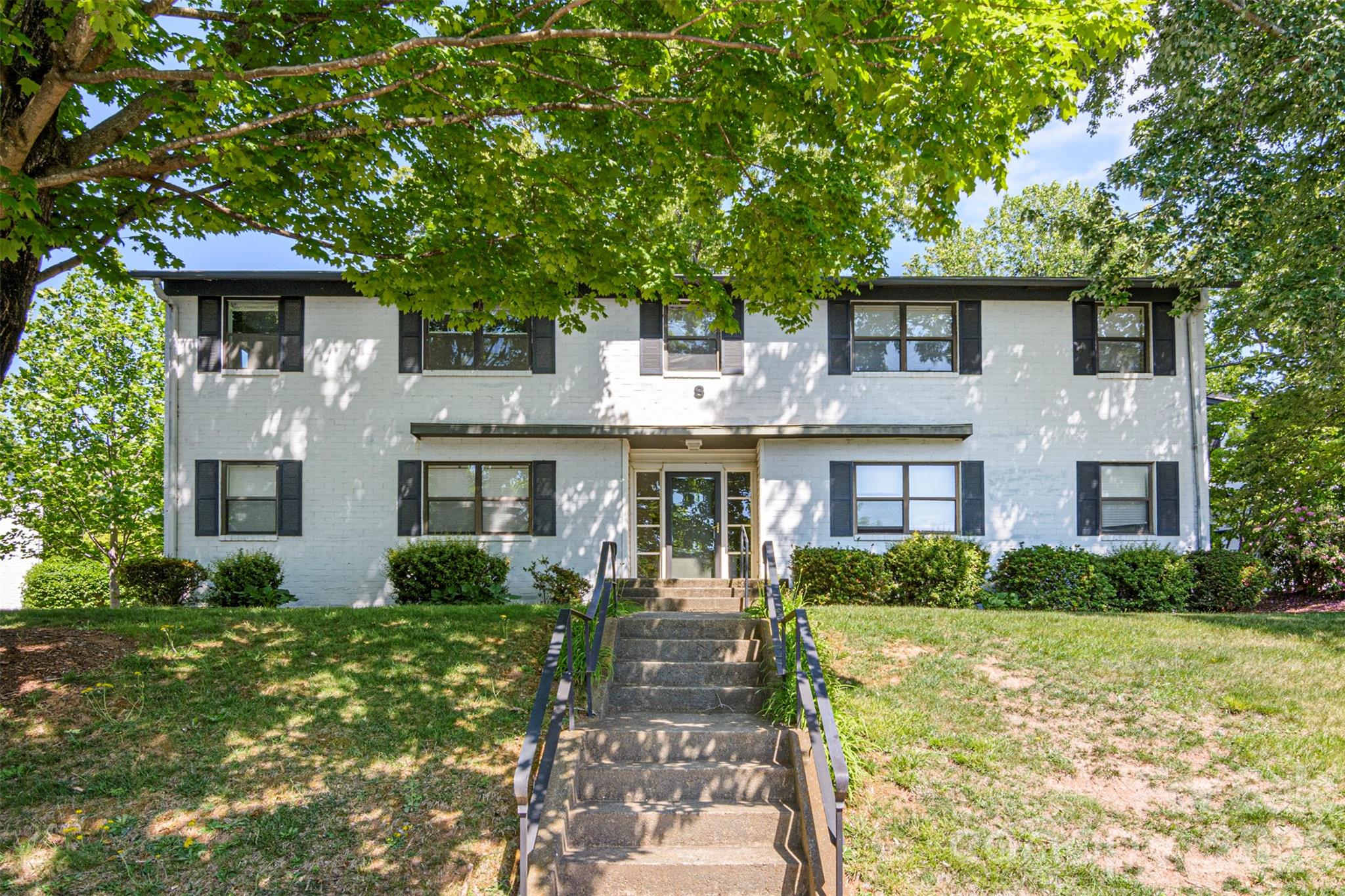 615 Biltmore Avenue Property Photo 1