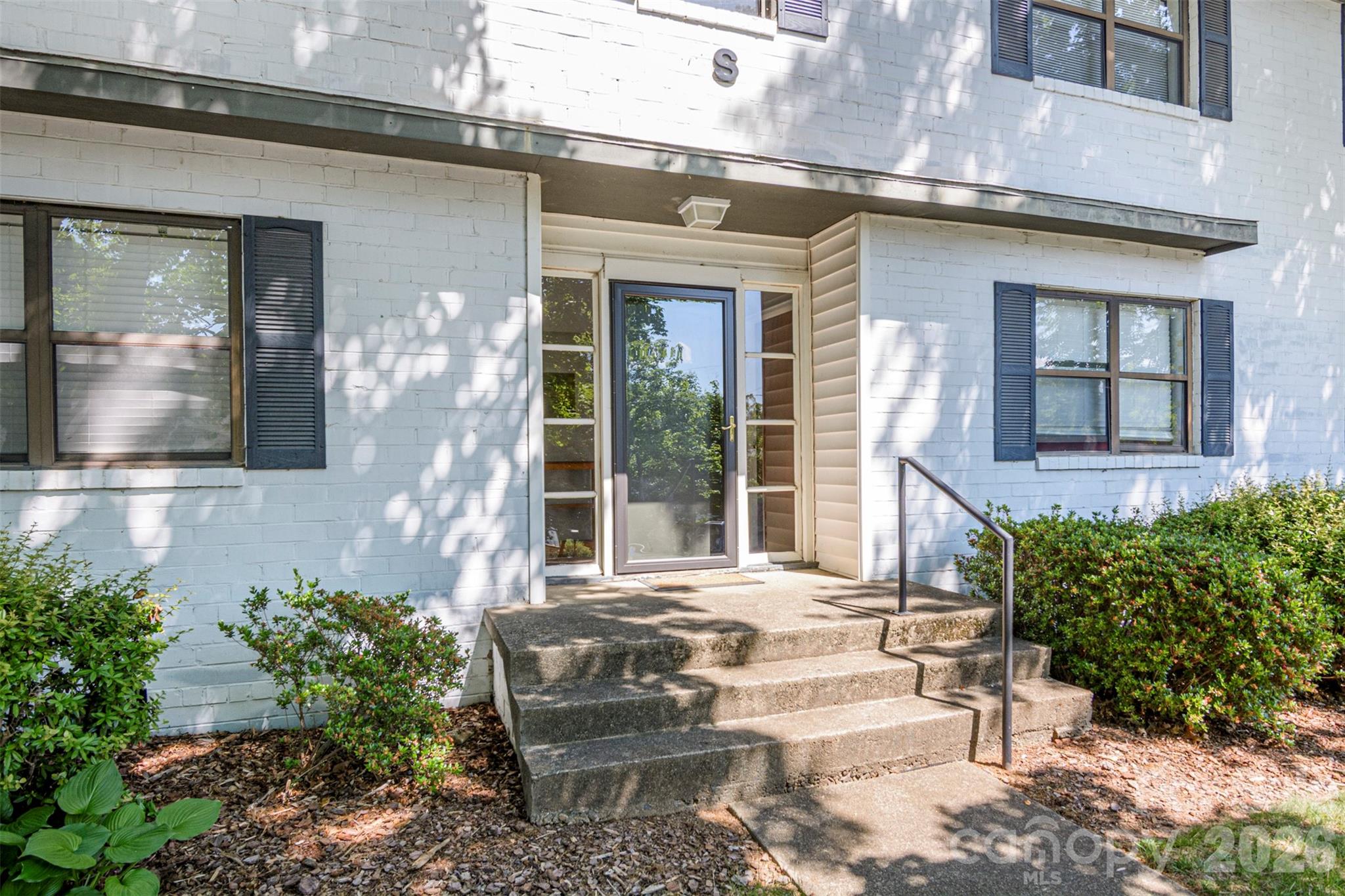 615 Biltmore Avenue Property Photo 4