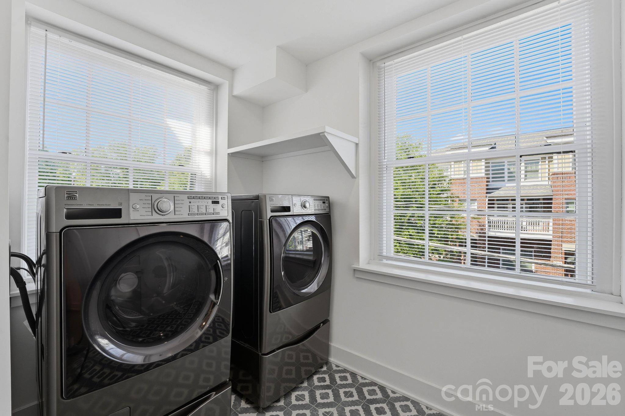 201 Grandin Road 5 Property Photo 25