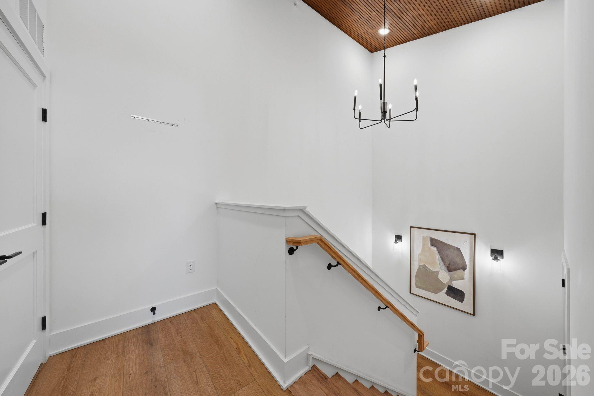 201 Grandin Road 9 Property Photo 16