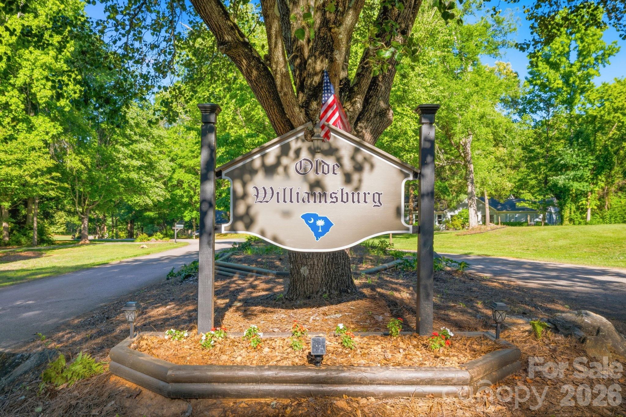 1775 Apple Tree Lane Property Photo 3