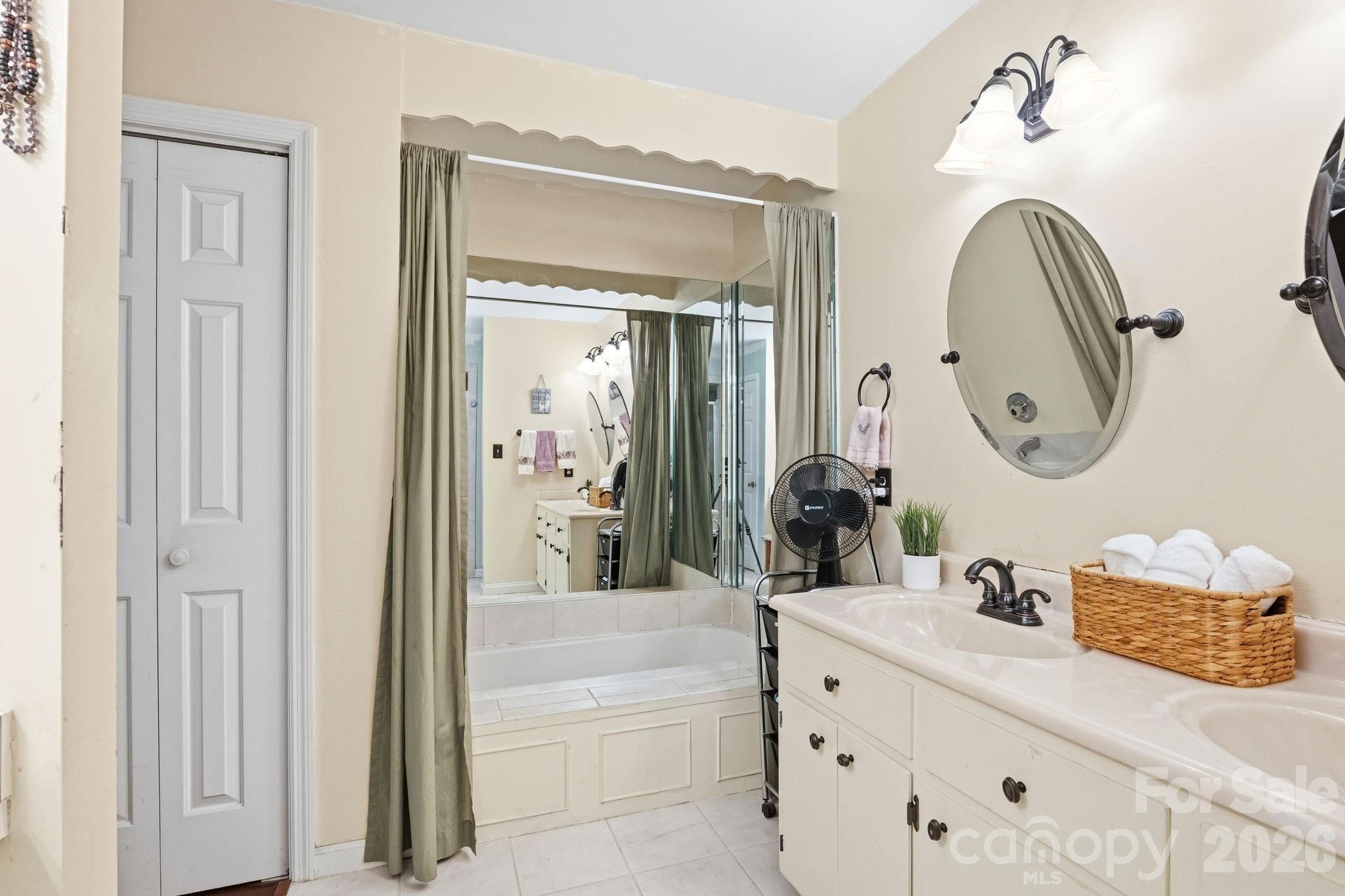 1775 Apple Tree Lane Property Photo 17
