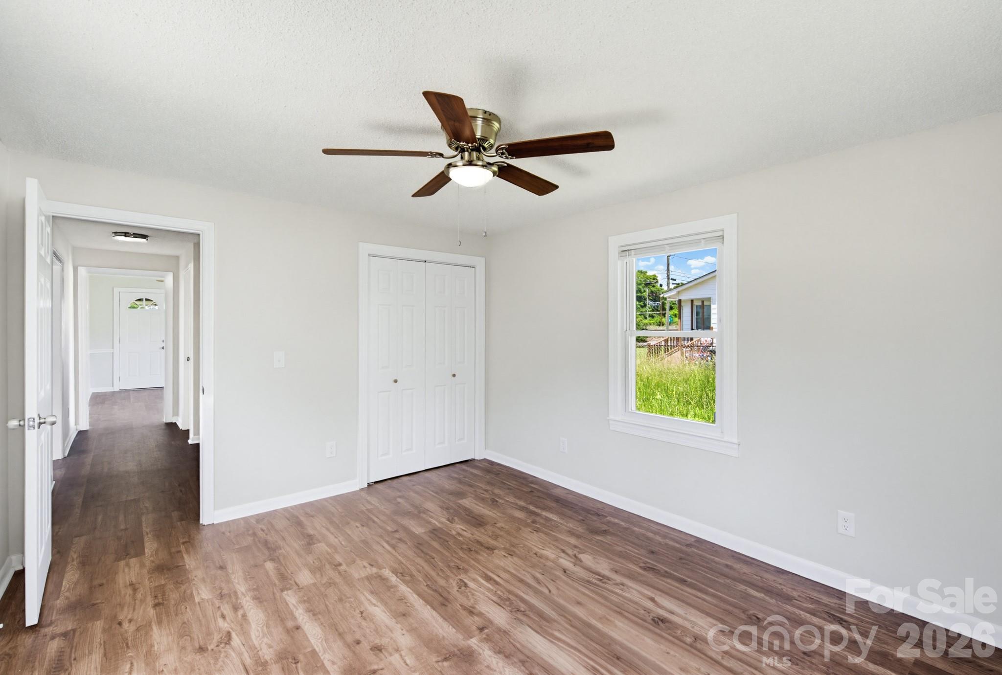 1627 Warren Avenue Property Photo 15
