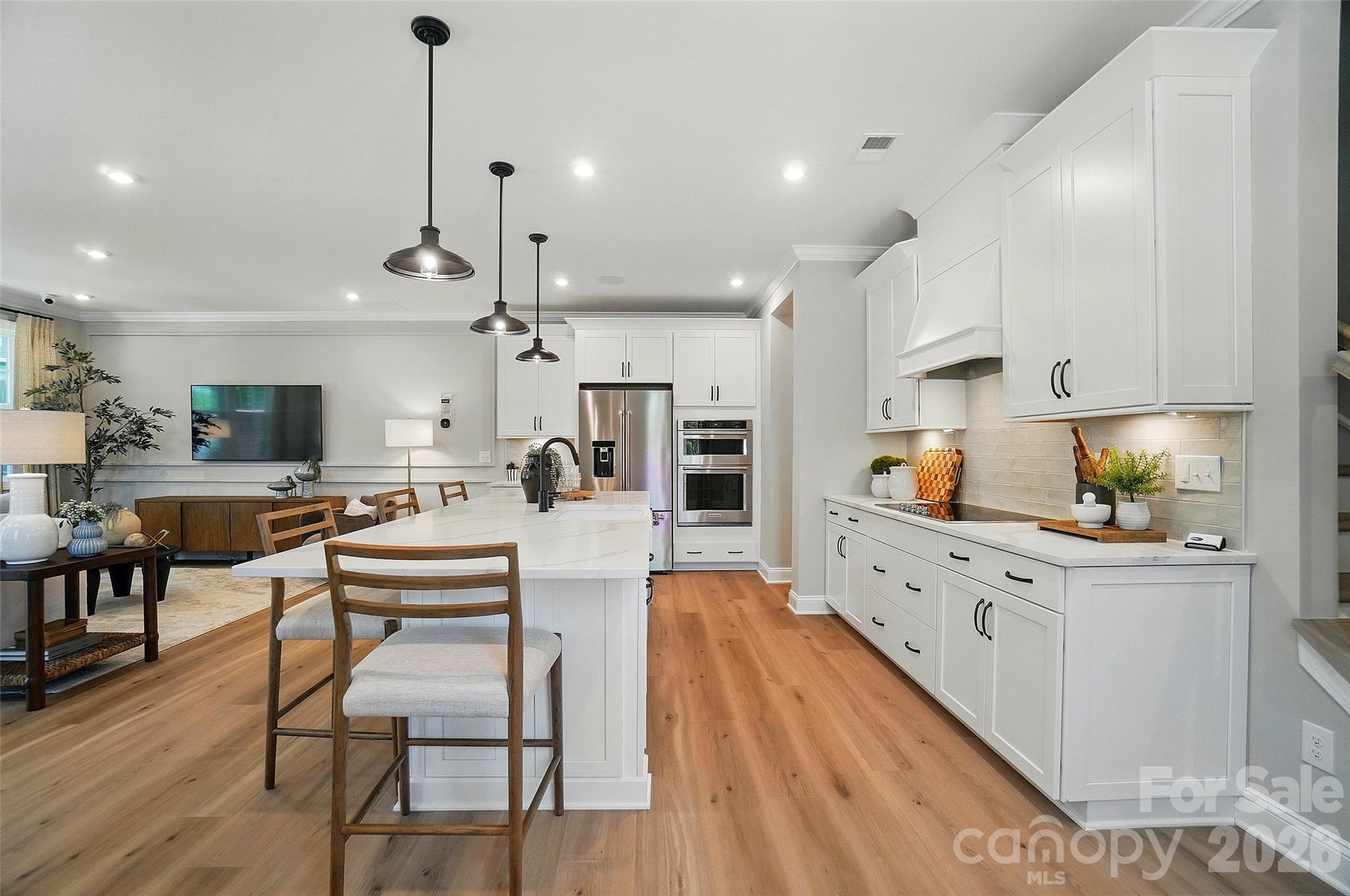 12019 Lavinia Lane Property Photo 16