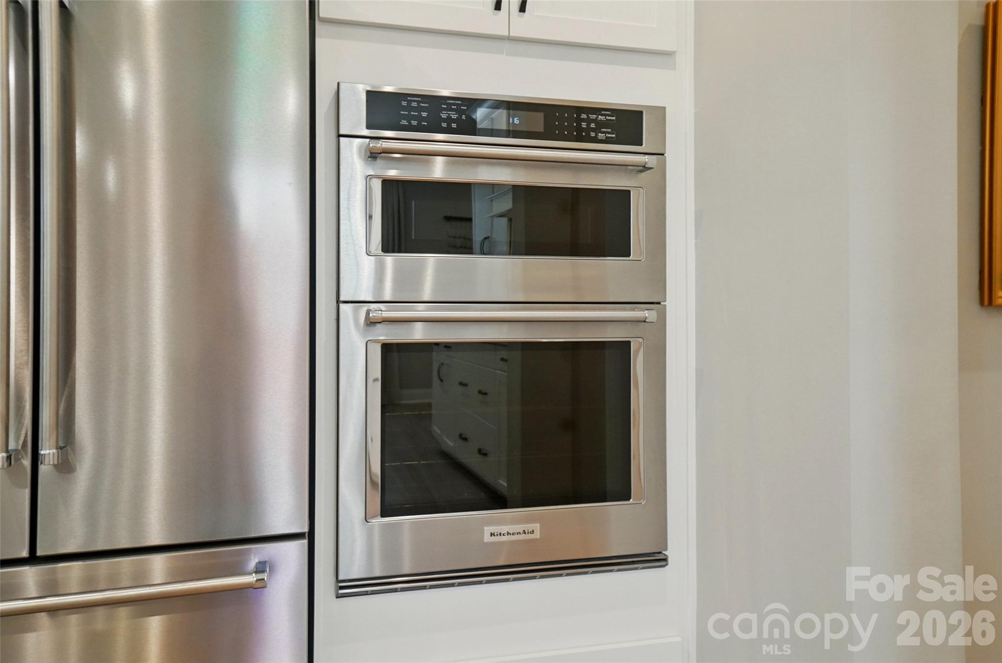 12019 Lavinia Lane Property Photo 19