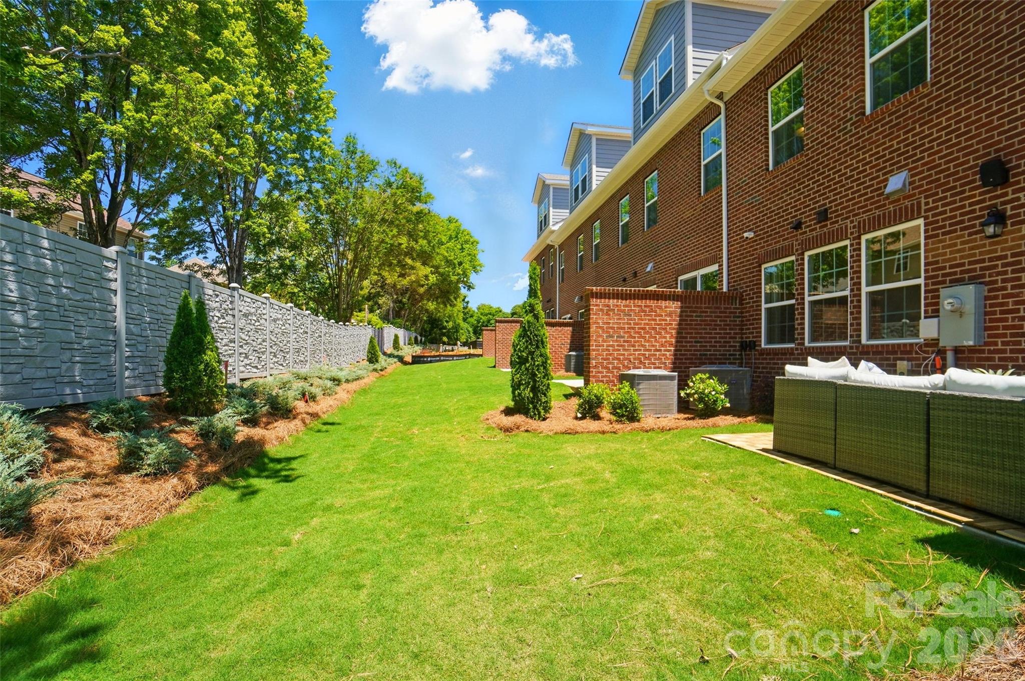 12019 Lavinia Lane Property Photo 20