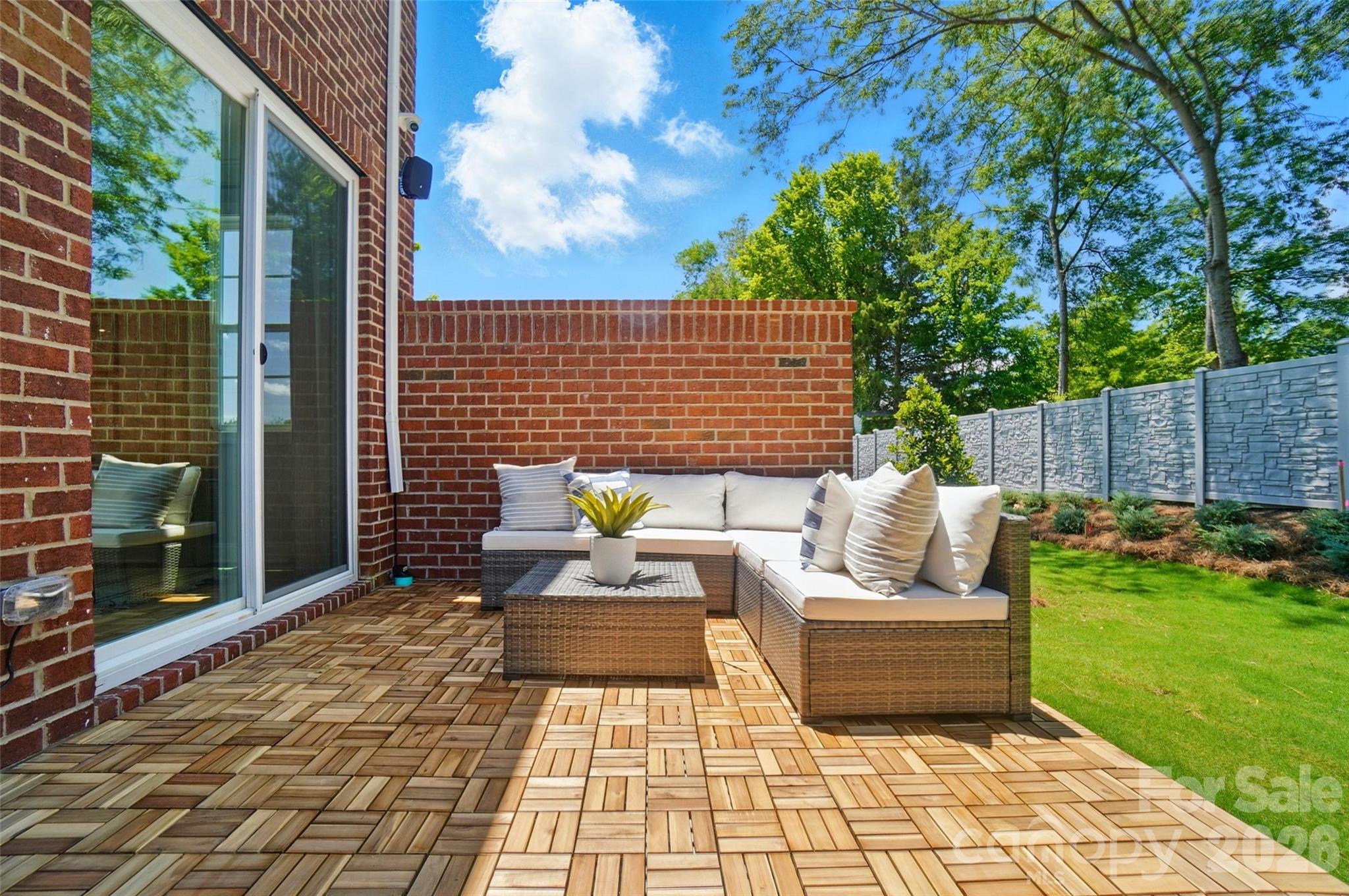 12019 Lavinia Lane Property Photo 22