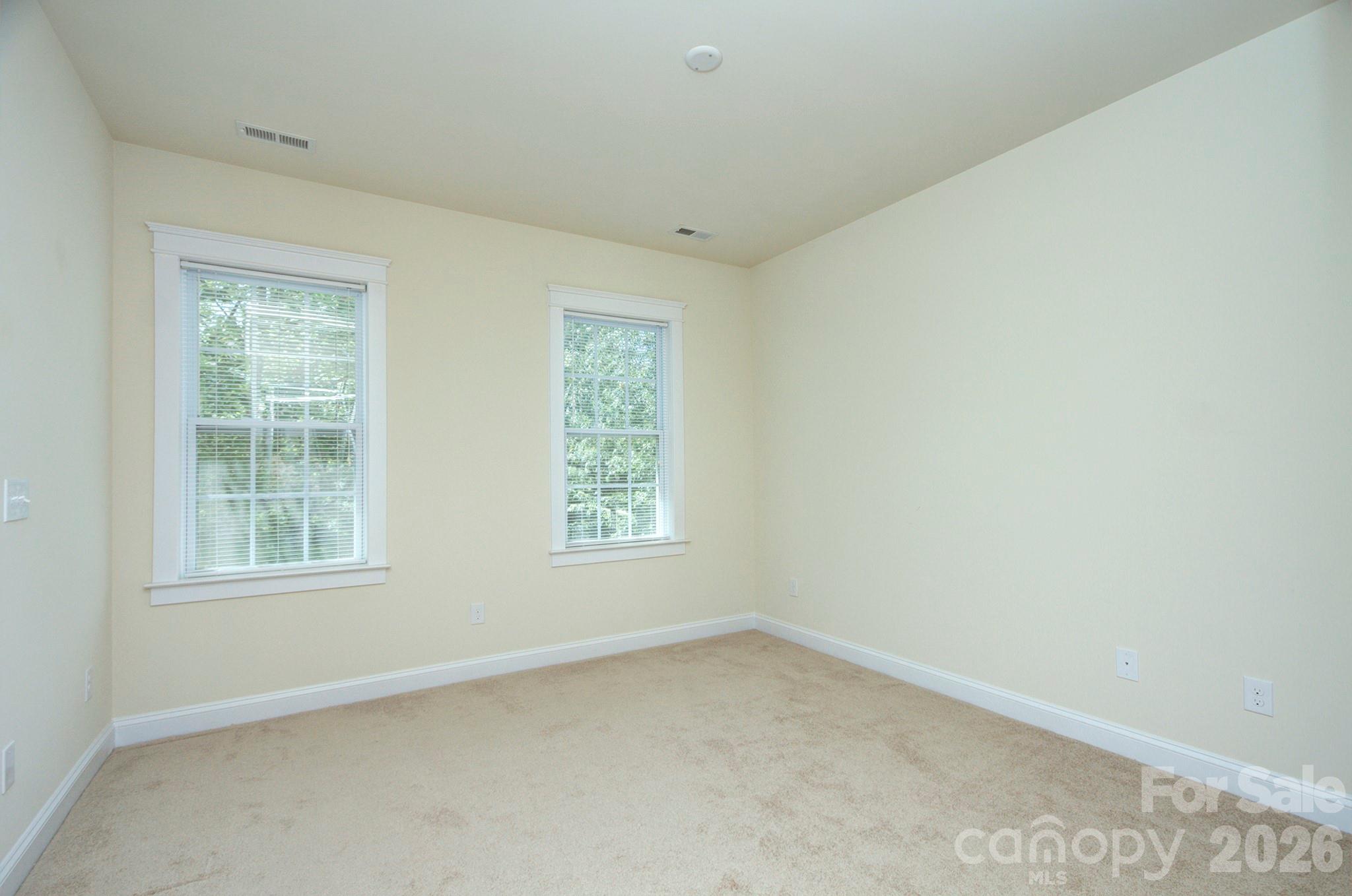 1023 White Point Drive Property Photo 11