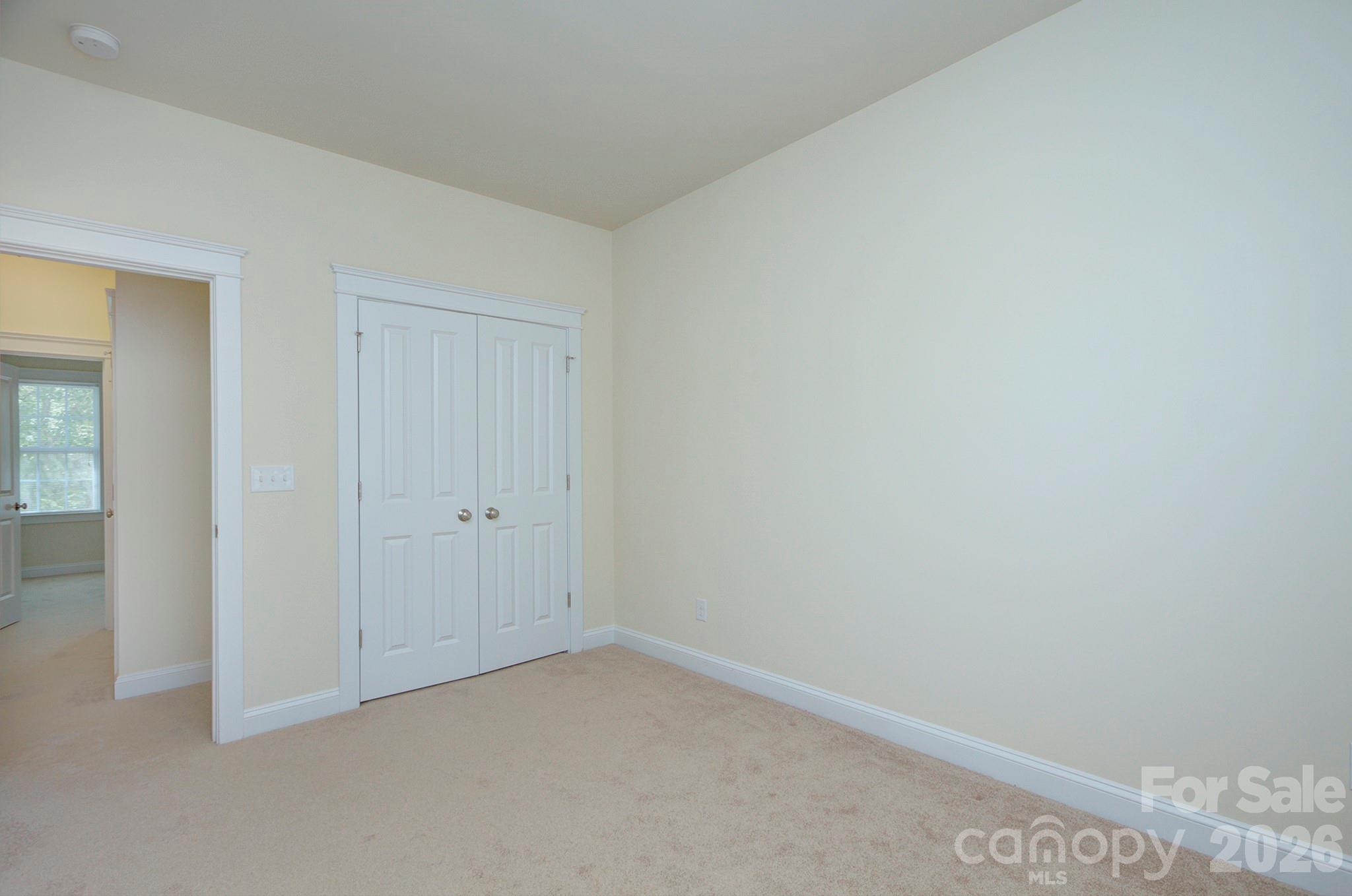 1023 White Point Drive Property Photo 14