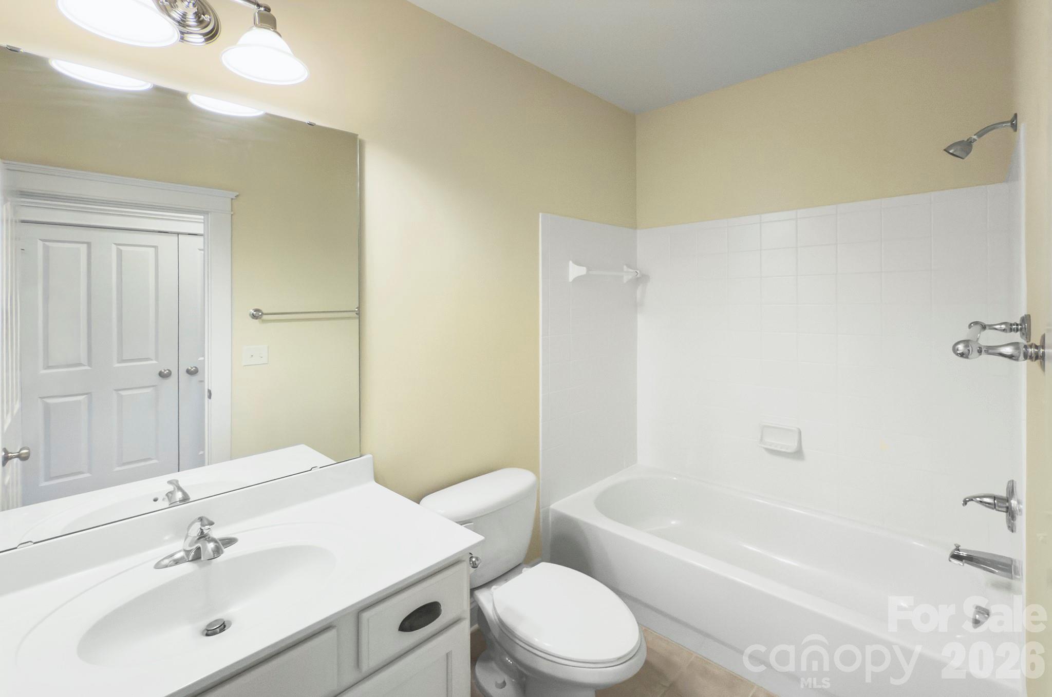 1023 White Point Drive Property Photo 19