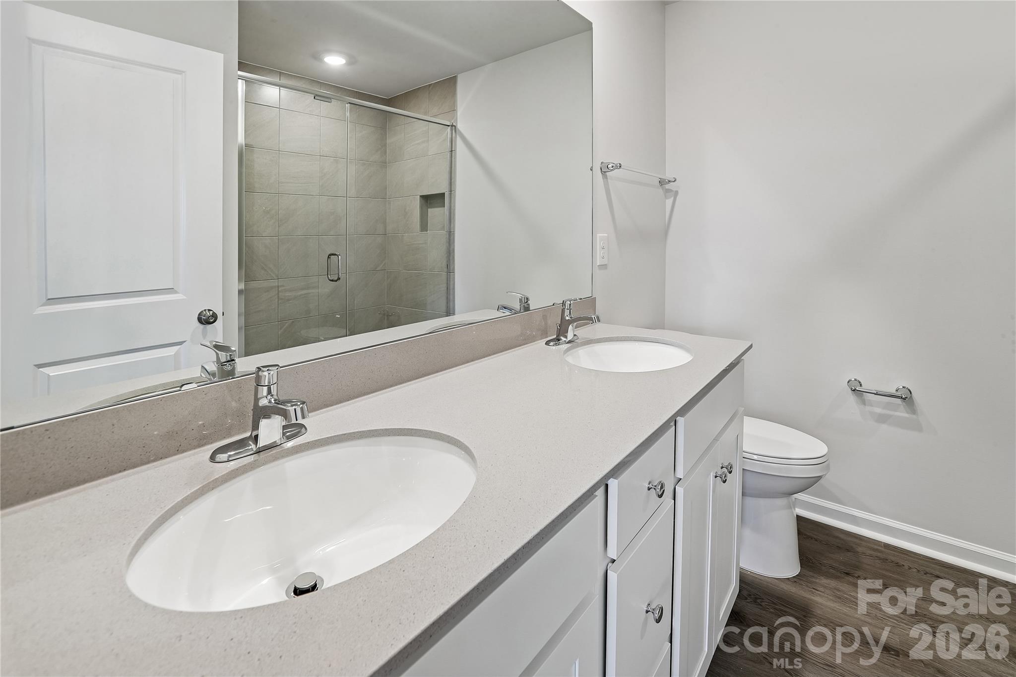 532 Bond Street Property Photo 15