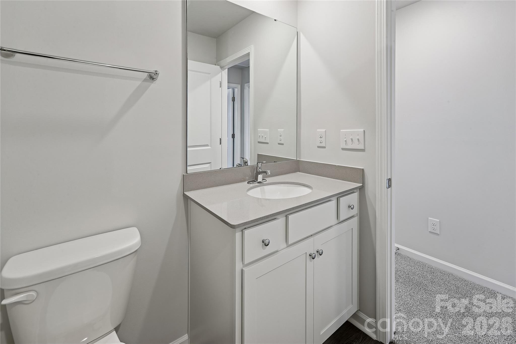 532 Bond Street Property Photo 18