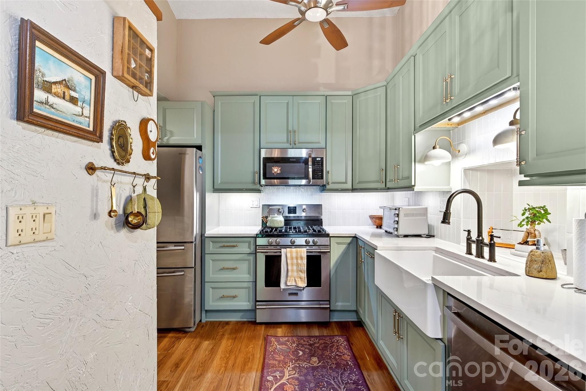 3068 S 226 Highway Property Photo 4