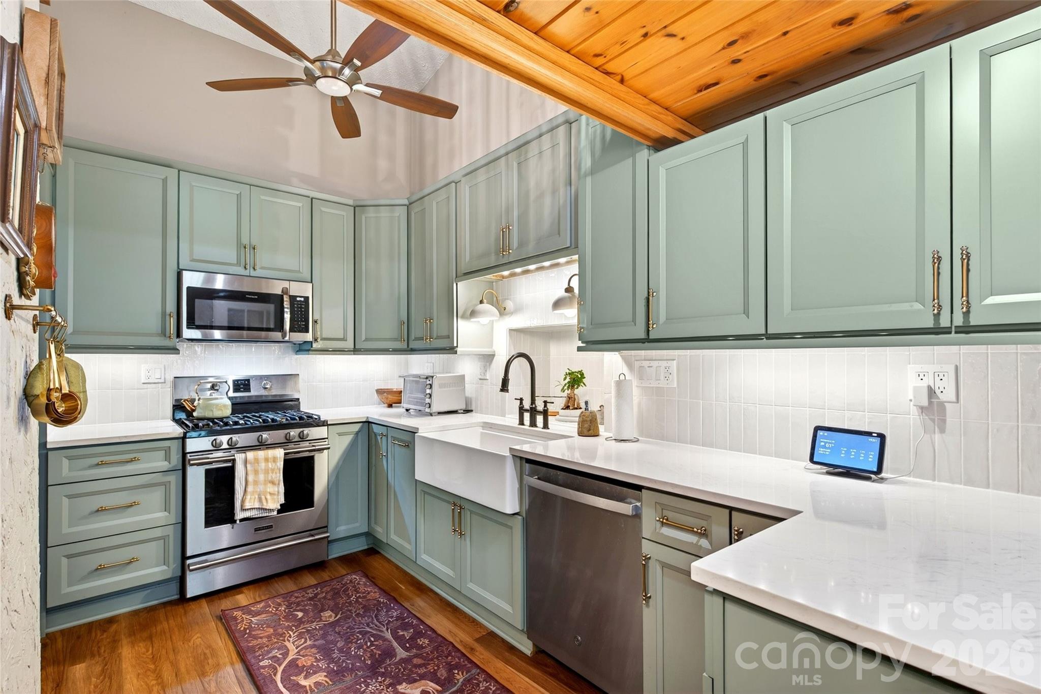 3068 S 226 Highway Property Photo 9