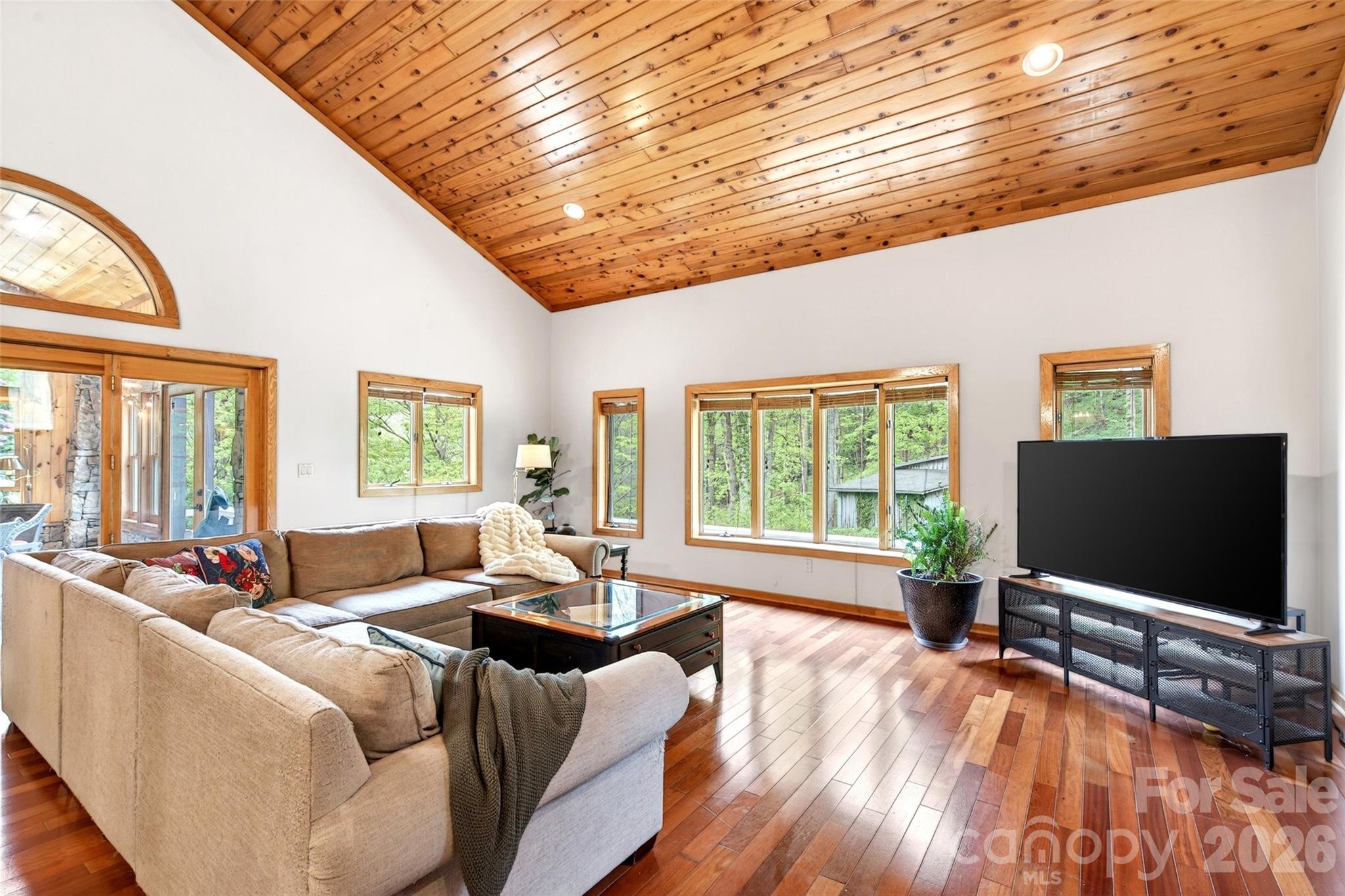 3068 S 226 Highway Property Photo 10