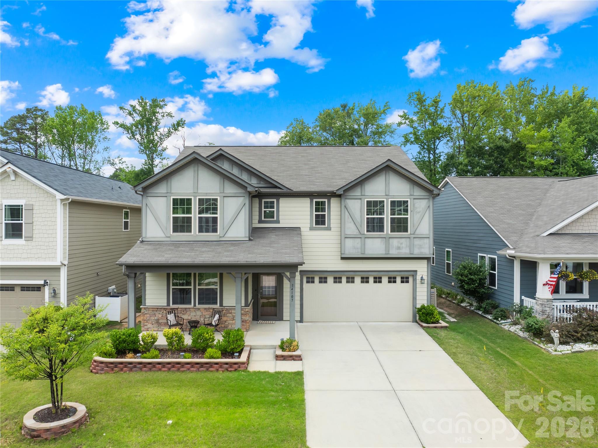 14107 Magnolia Walk Drive Property Photo 4