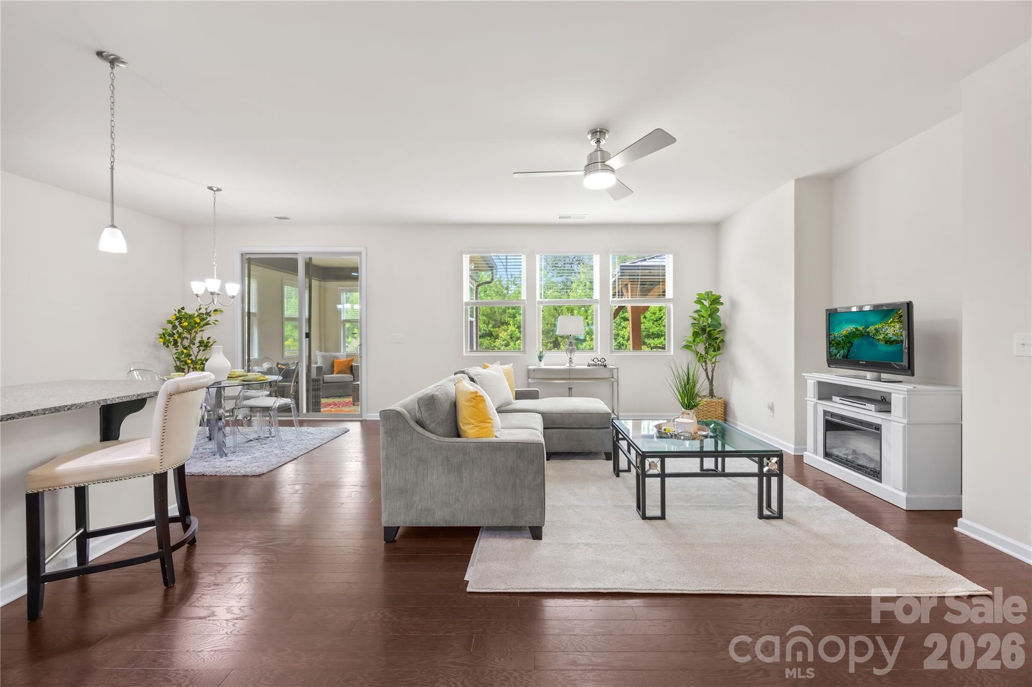 14107 Magnolia Walk Drive Property Photo 19