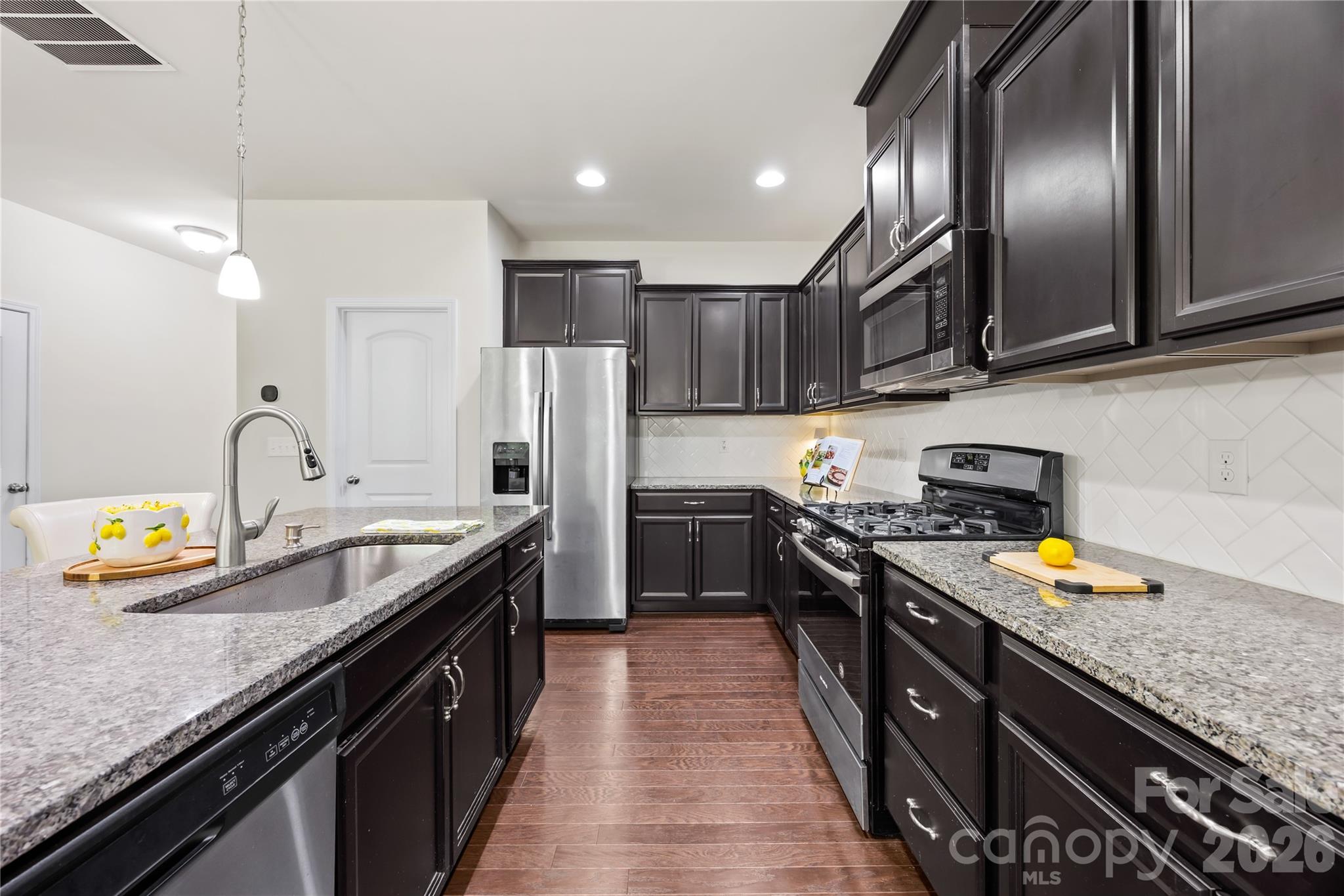 14107 Magnolia Walk Drive Property Photo 22