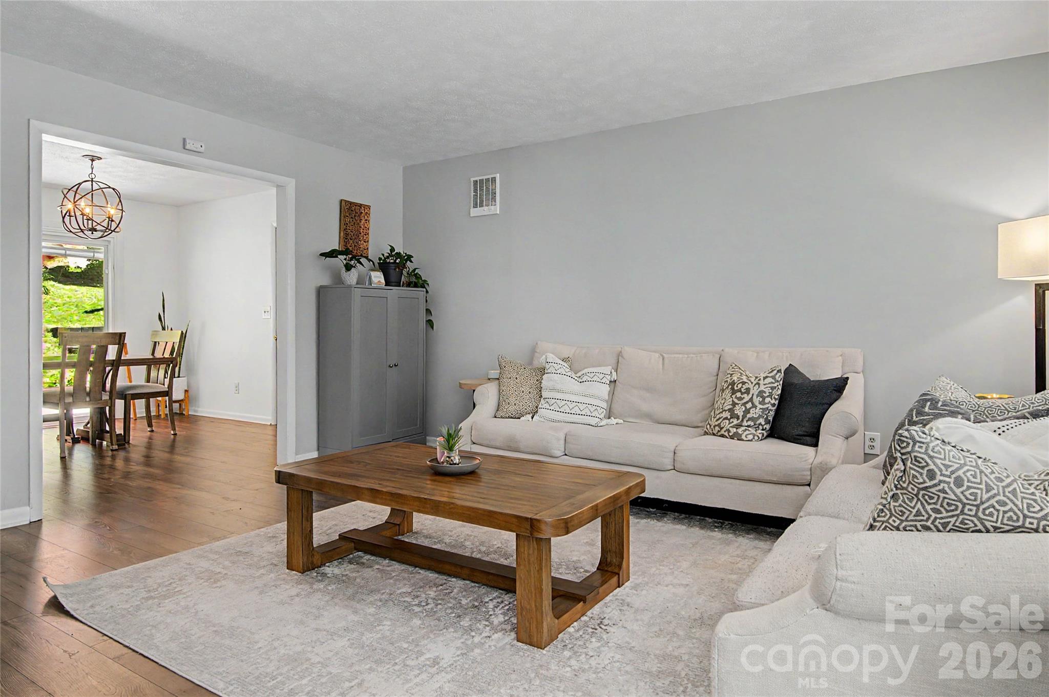 155 Chestnut Place Property Photo 8
