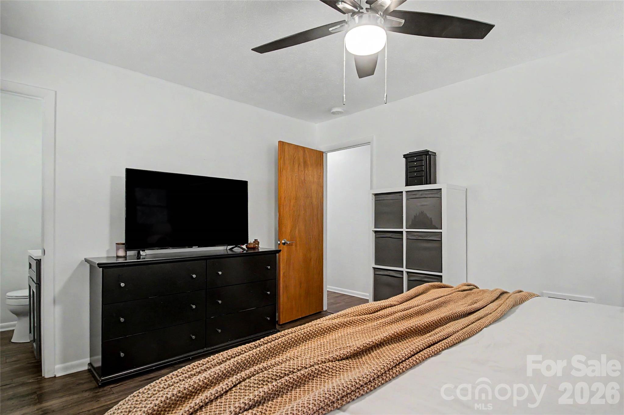 155 Chestnut Place Property Photo 16