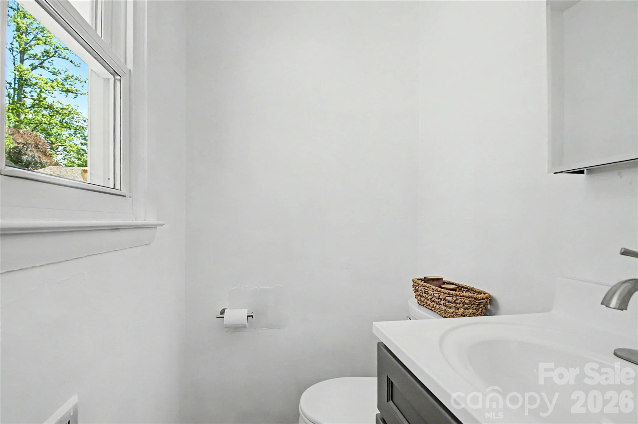 155 Chestnut Place Property Photo 18