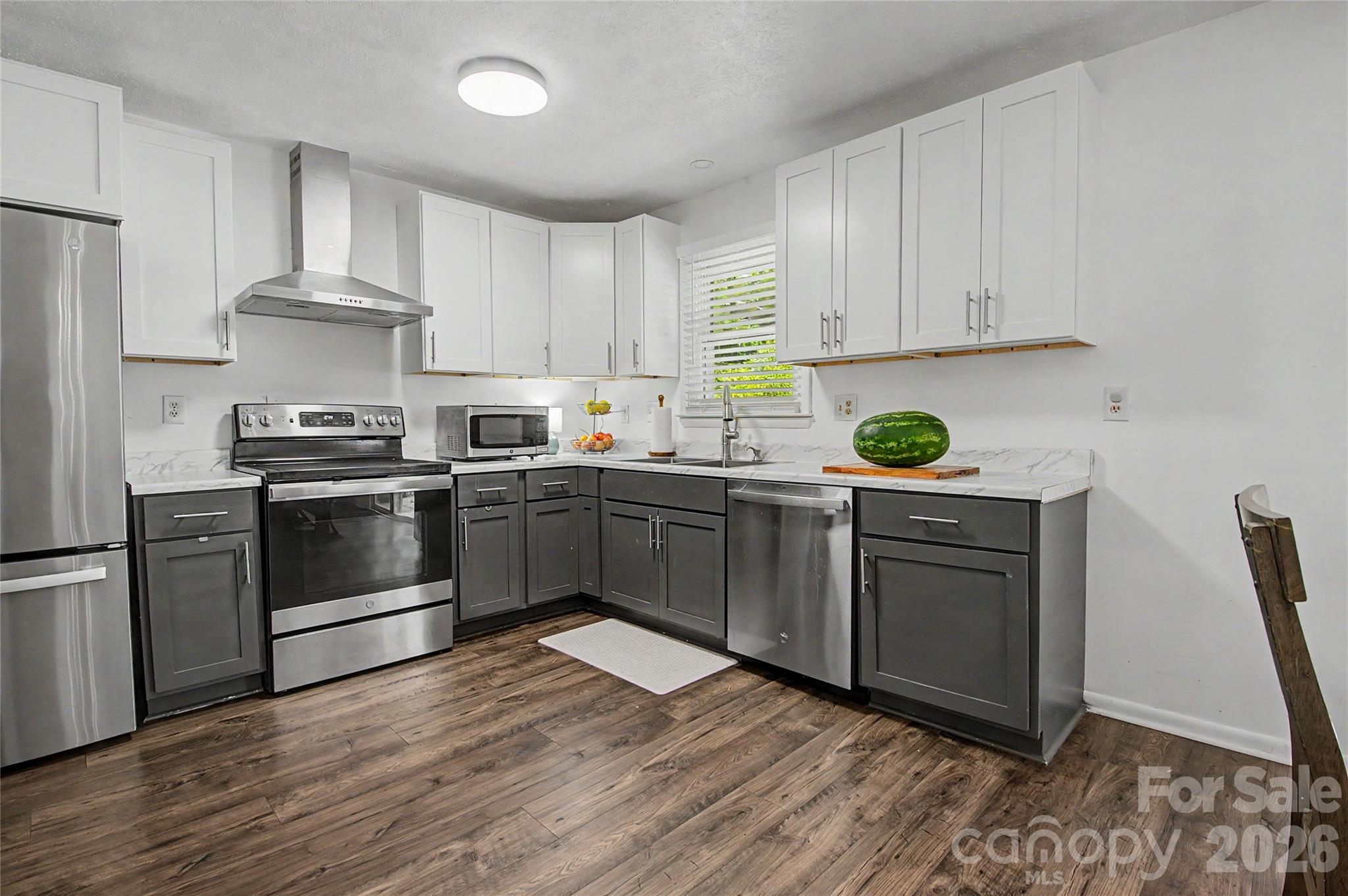 155 Chestnut Place Property Photo 24